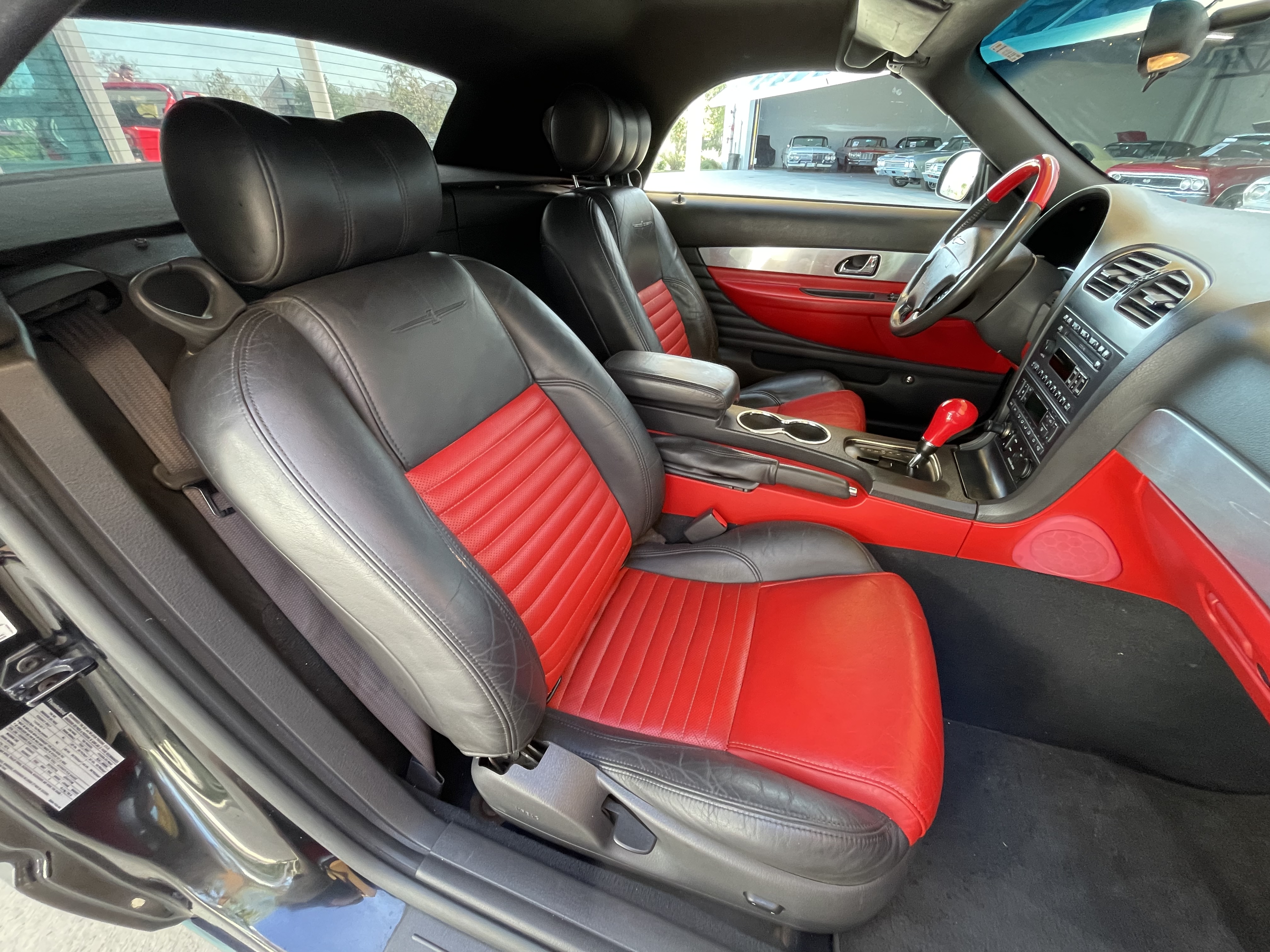Vehicle photo 31