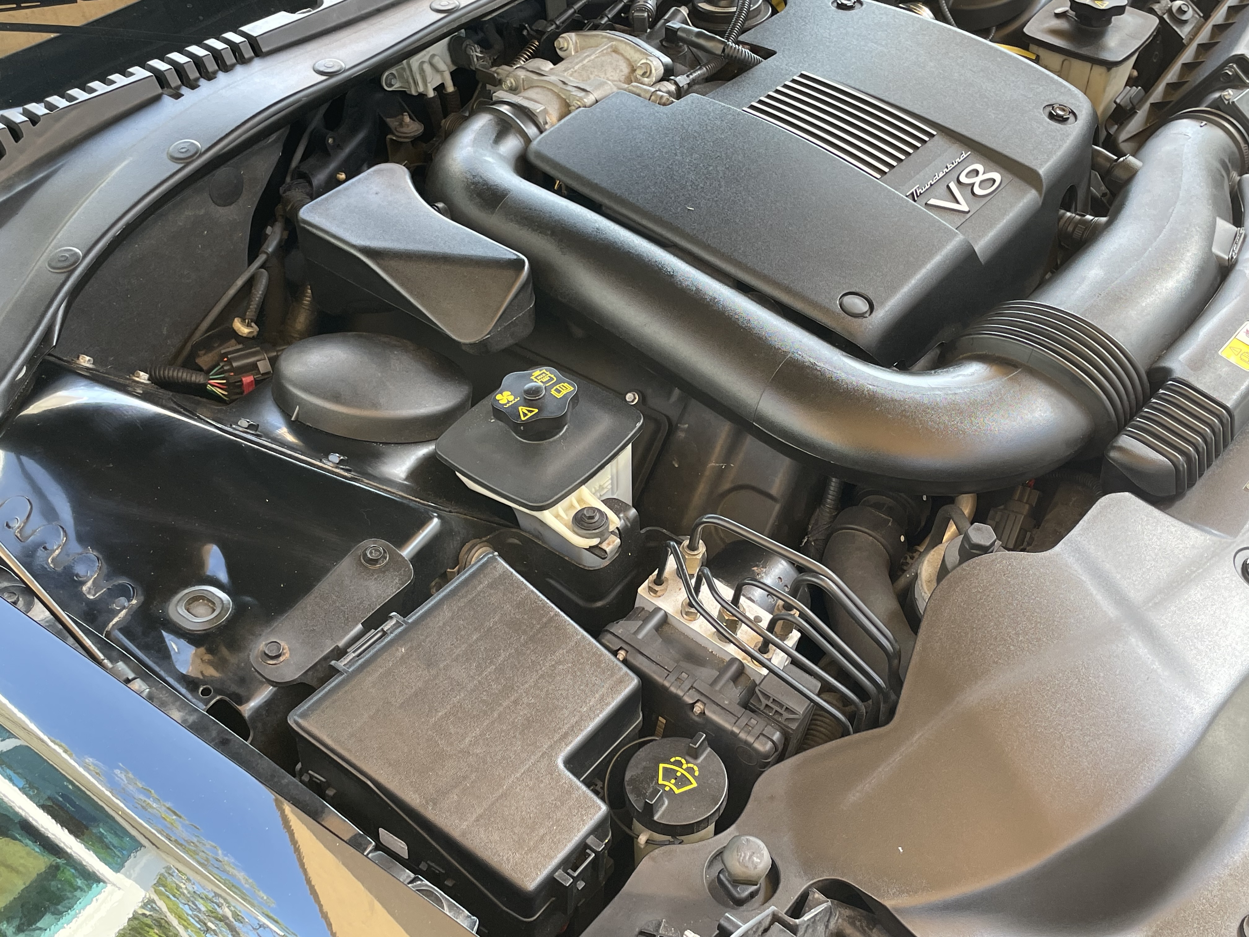 Vehicle photo 18