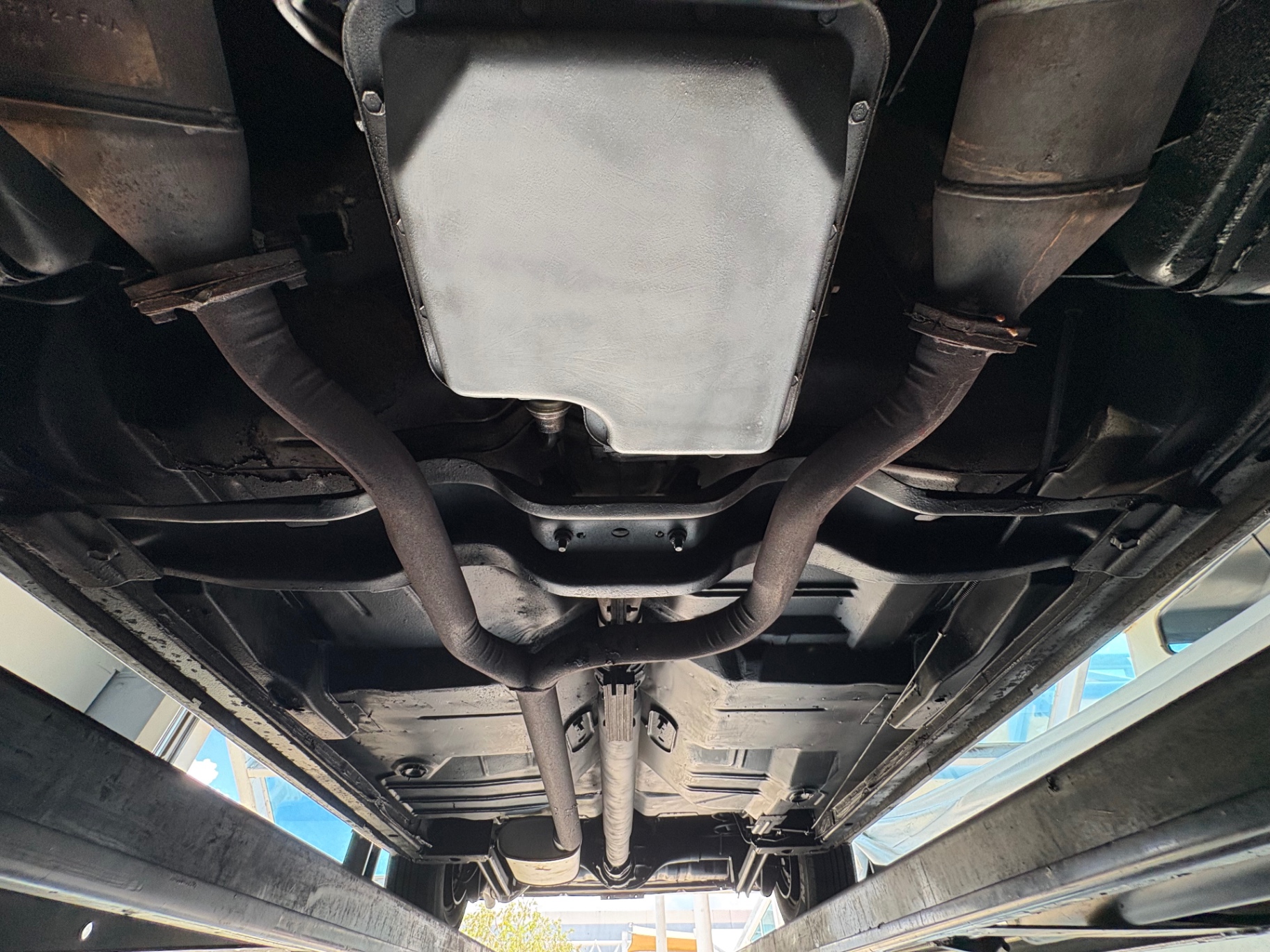 Vehicle photo 56
