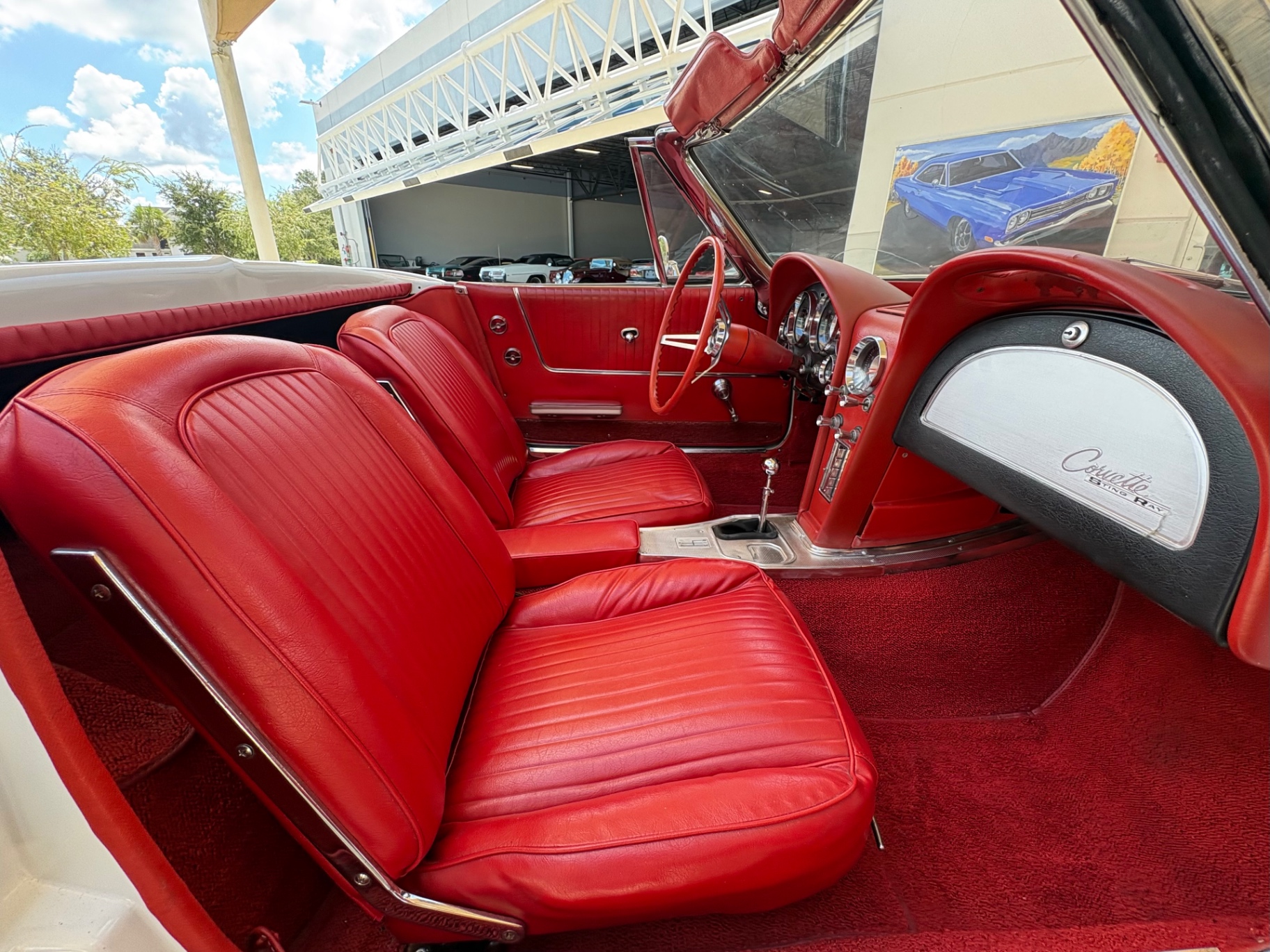 Vehicle photo 49