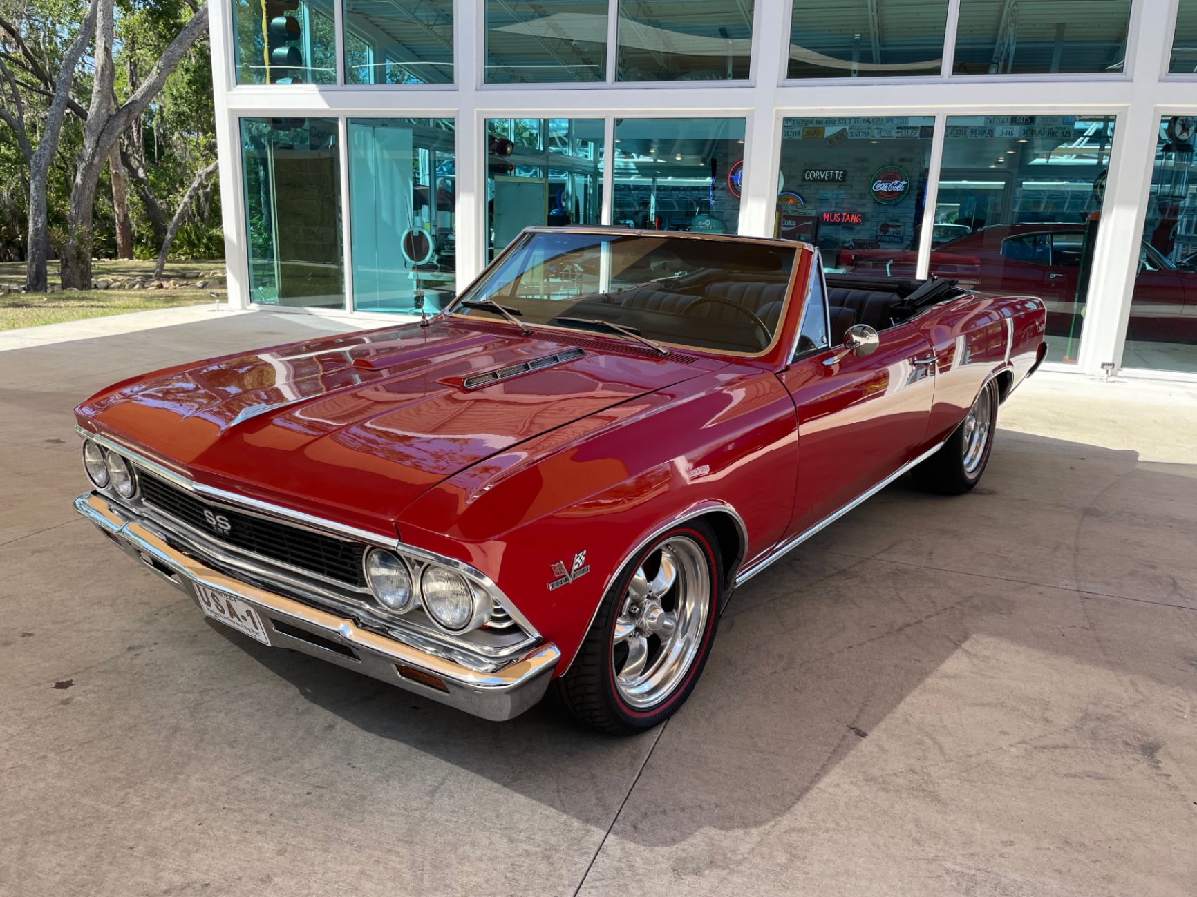 Vehicle photo 20