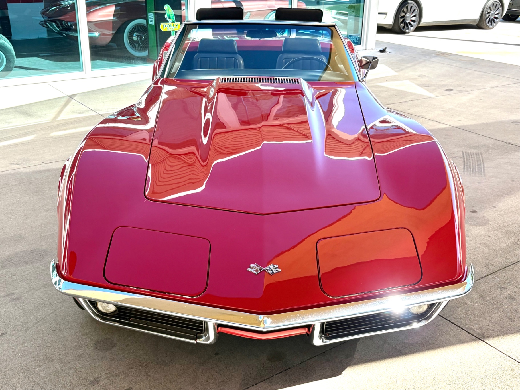 Vehicle photo 3