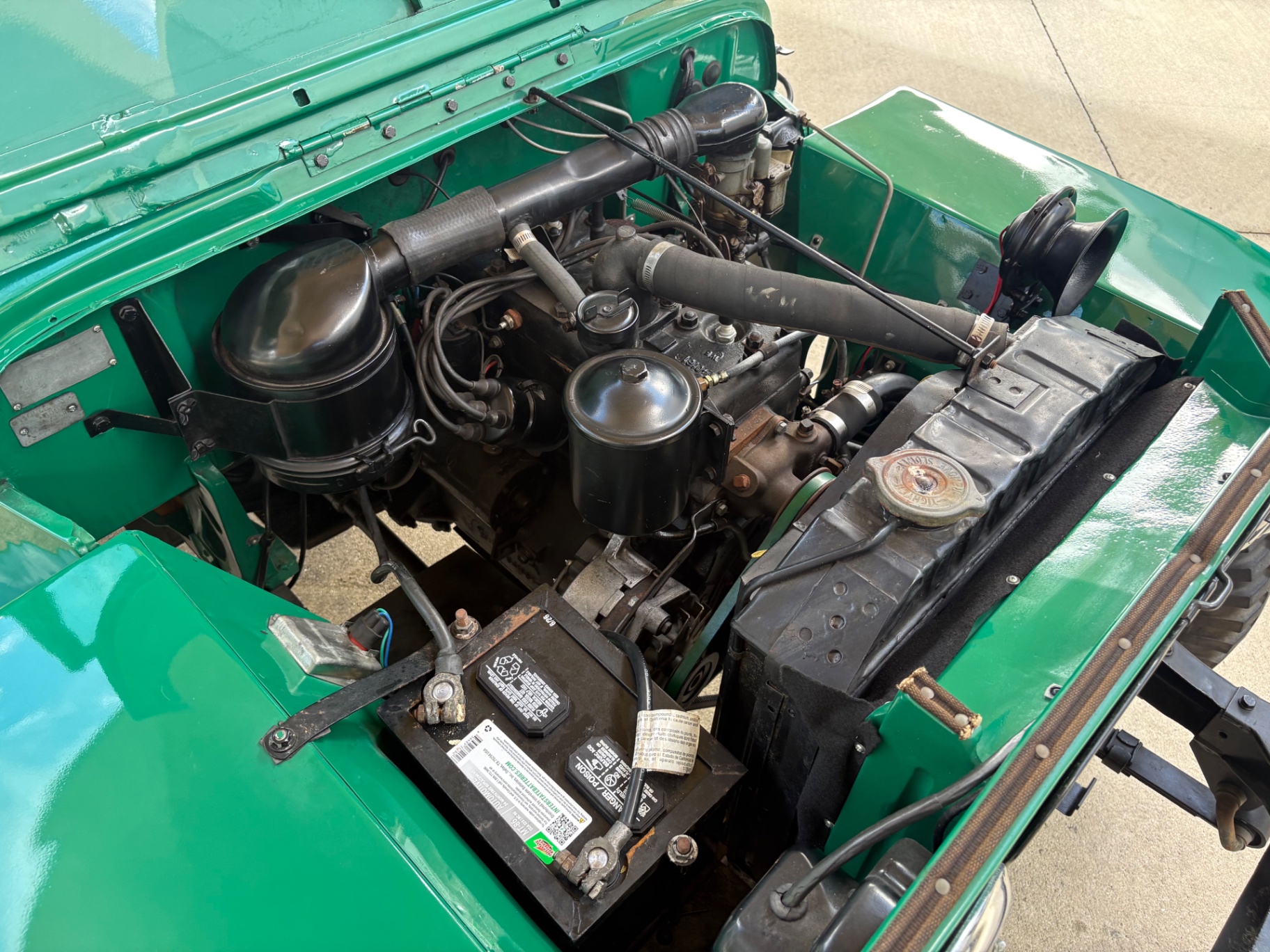 Vehicle photo 27