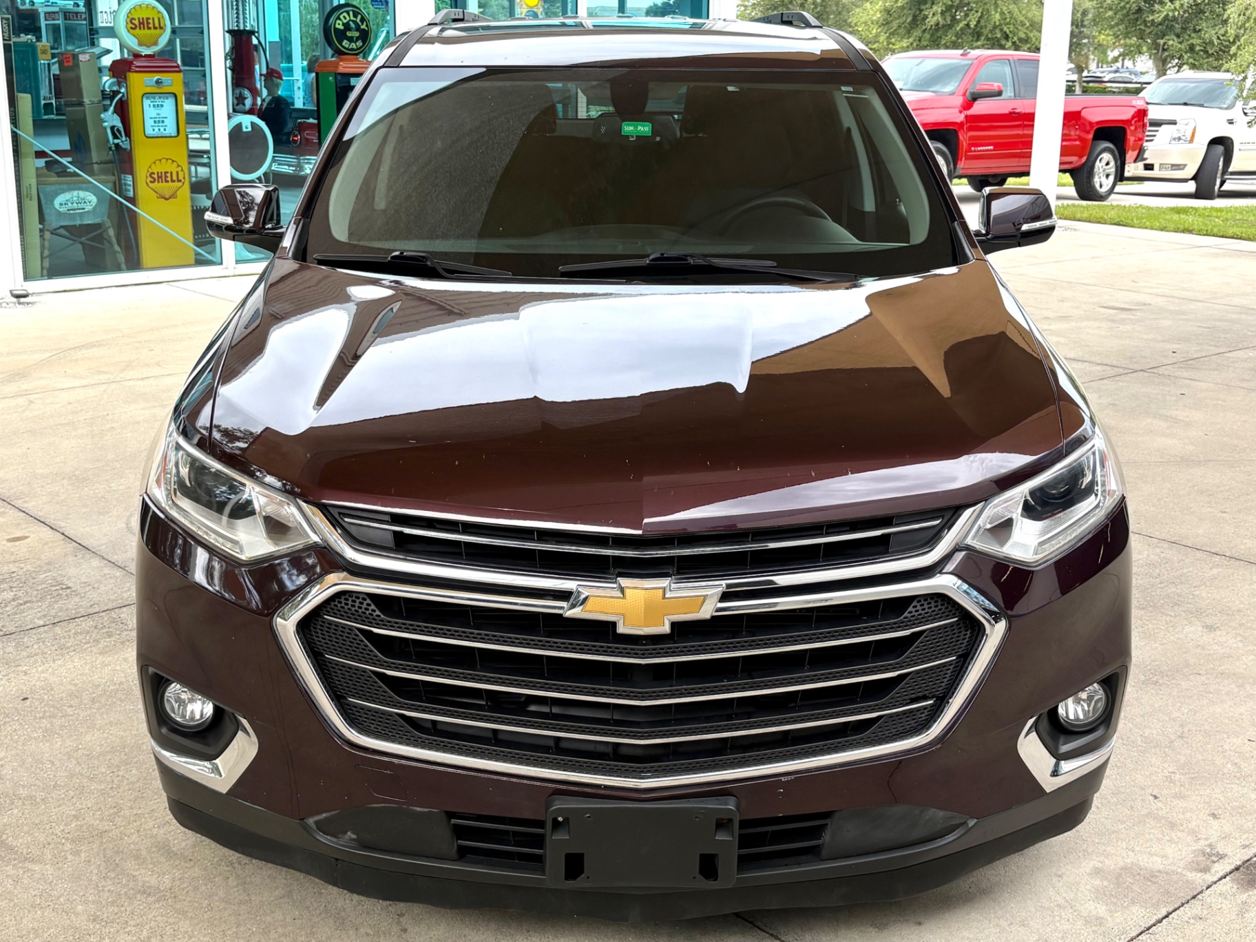 Vehicle photo 3
