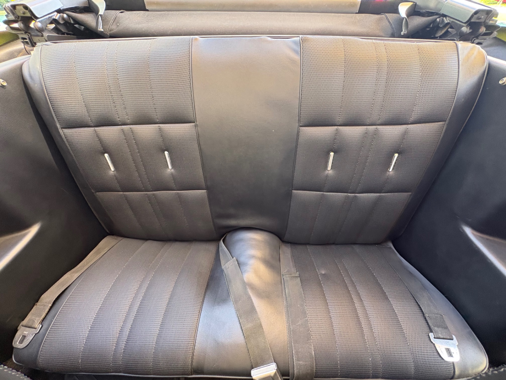 Vehicle photo 41
