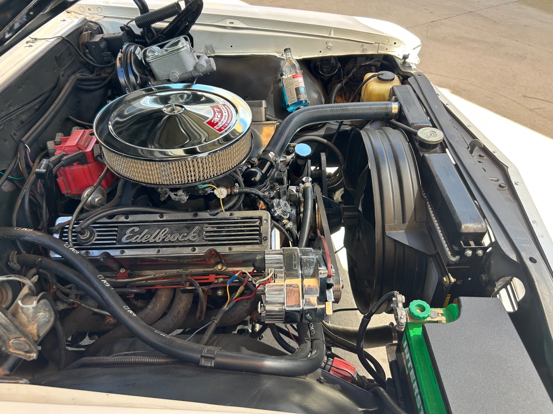 Vehicle photo 24
