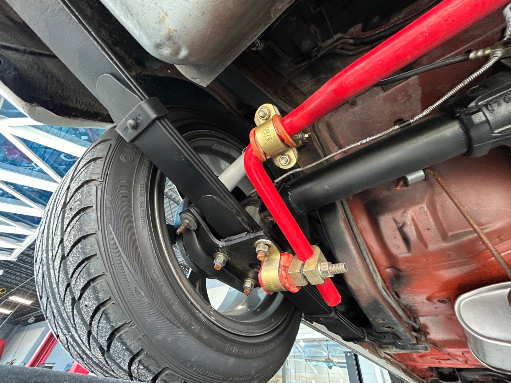 Vehicle photo 42