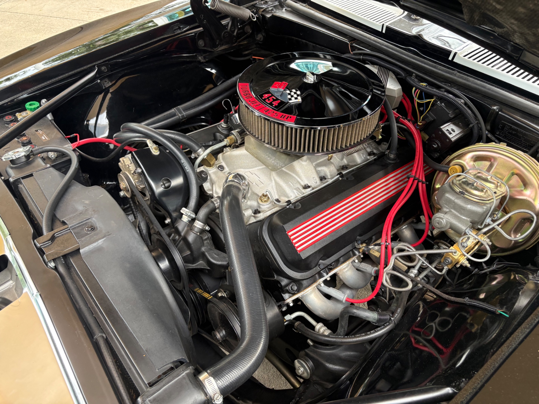 Vehicle photo 30