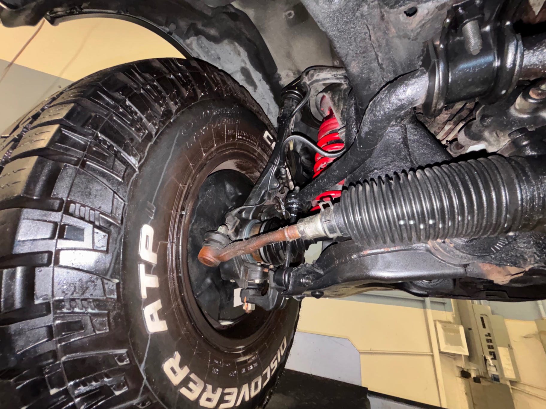 Vehicle photo 43