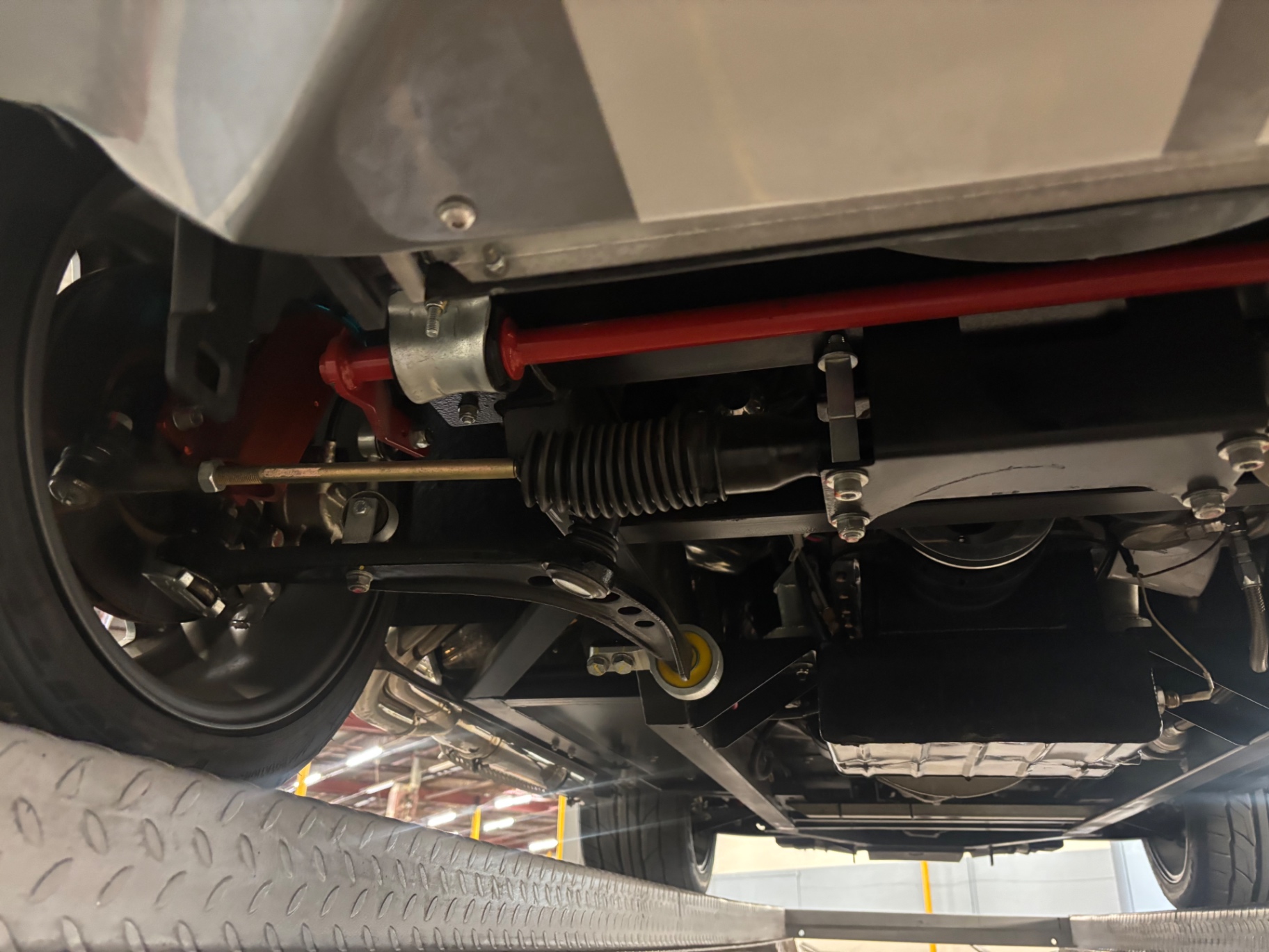 Vehicle photo 50