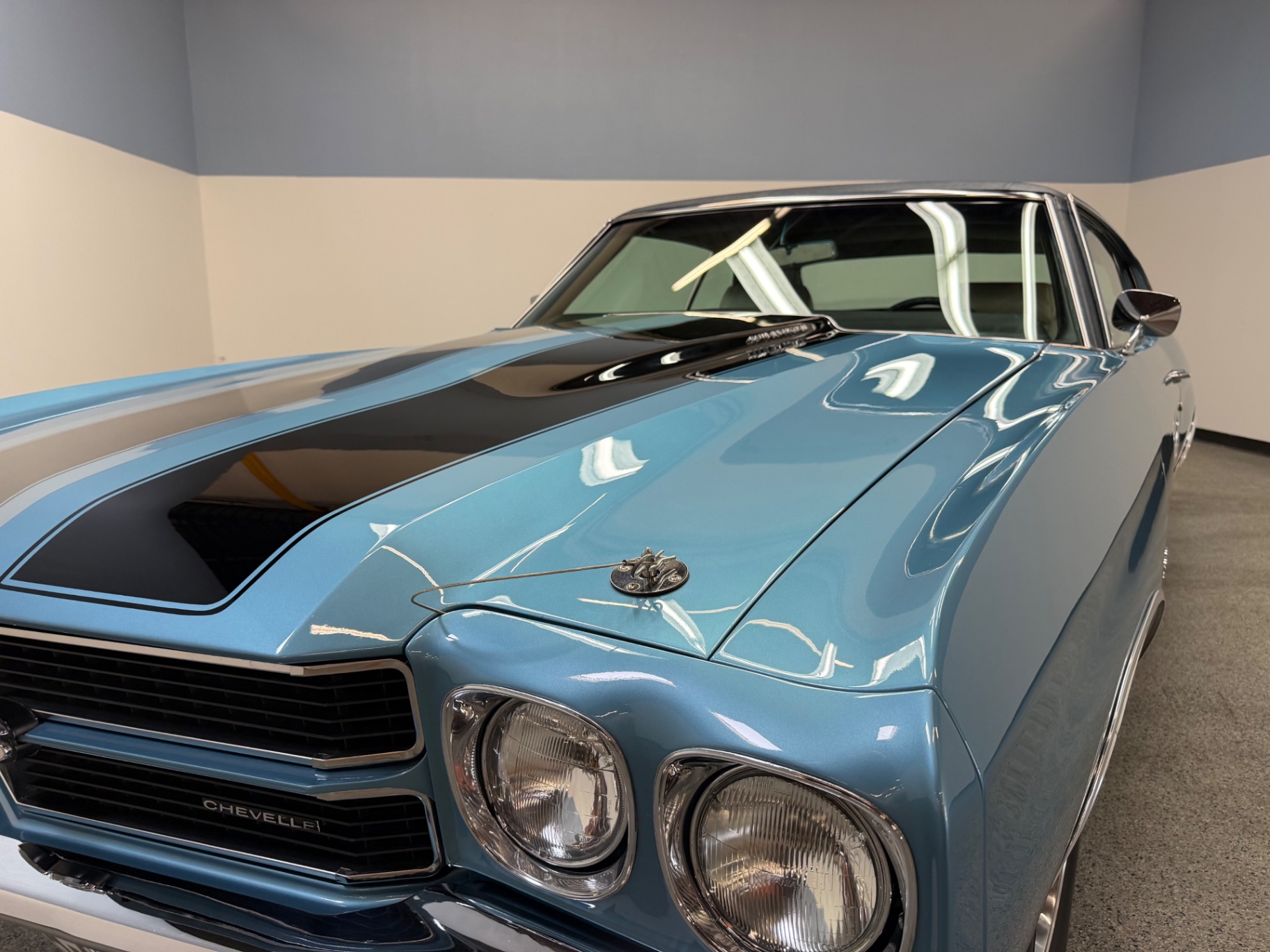 Vehicle photo 44