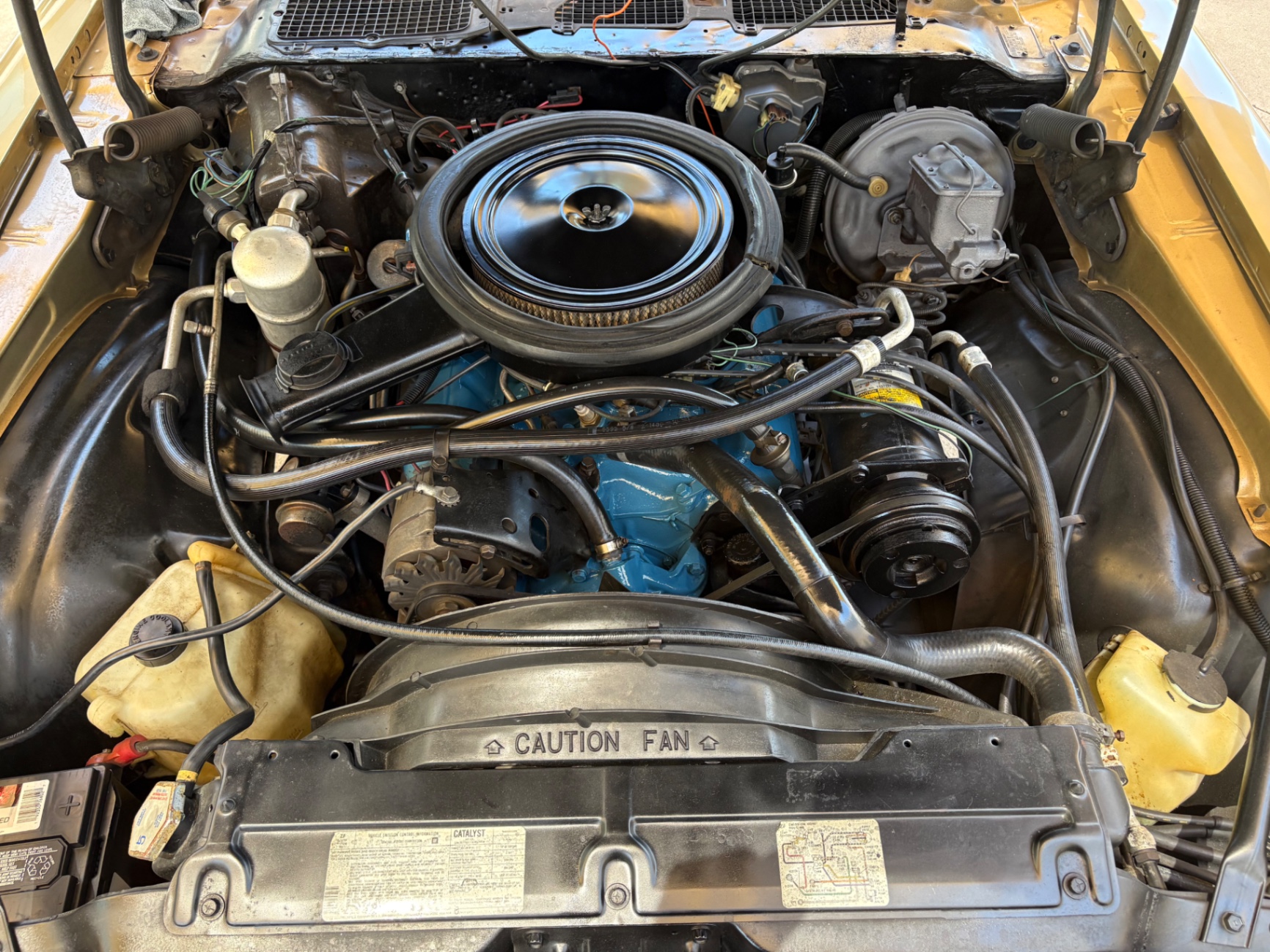 Vehicle photo 13