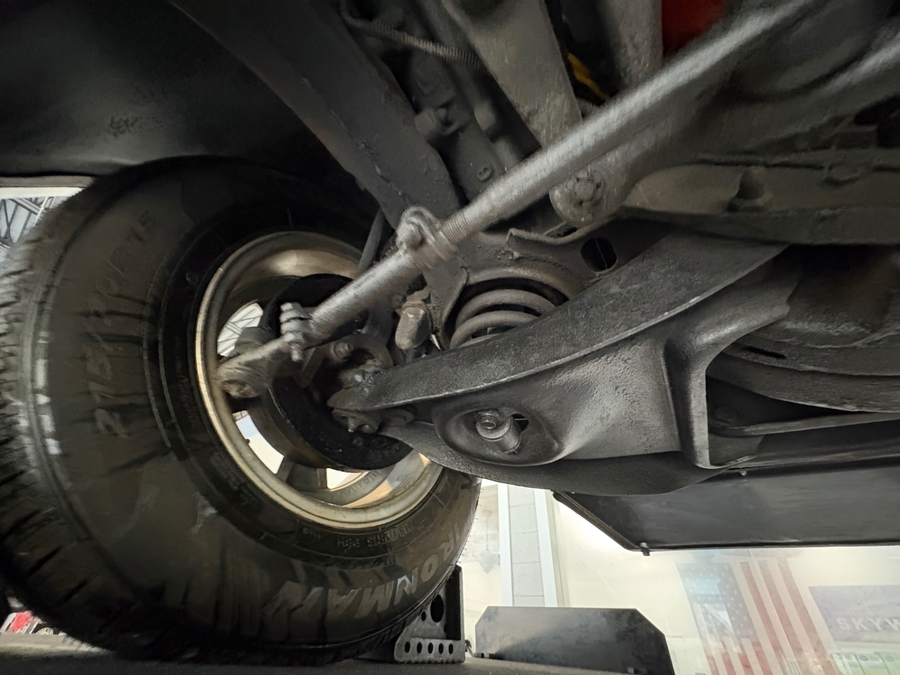 Vehicle photo 48