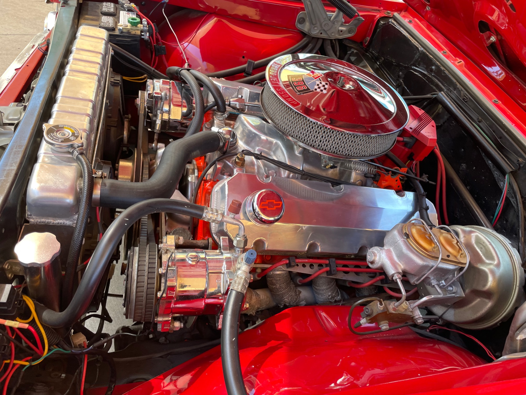 Vehicle photo 24