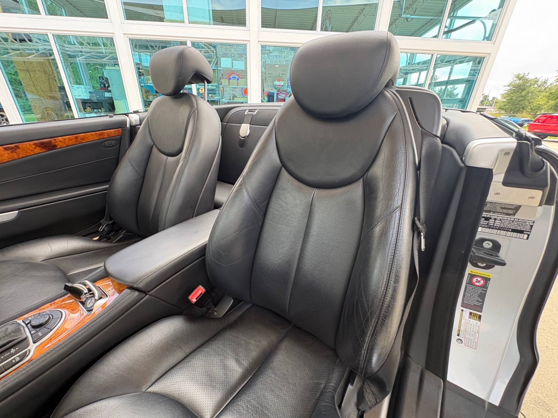 Vehicle photo 40