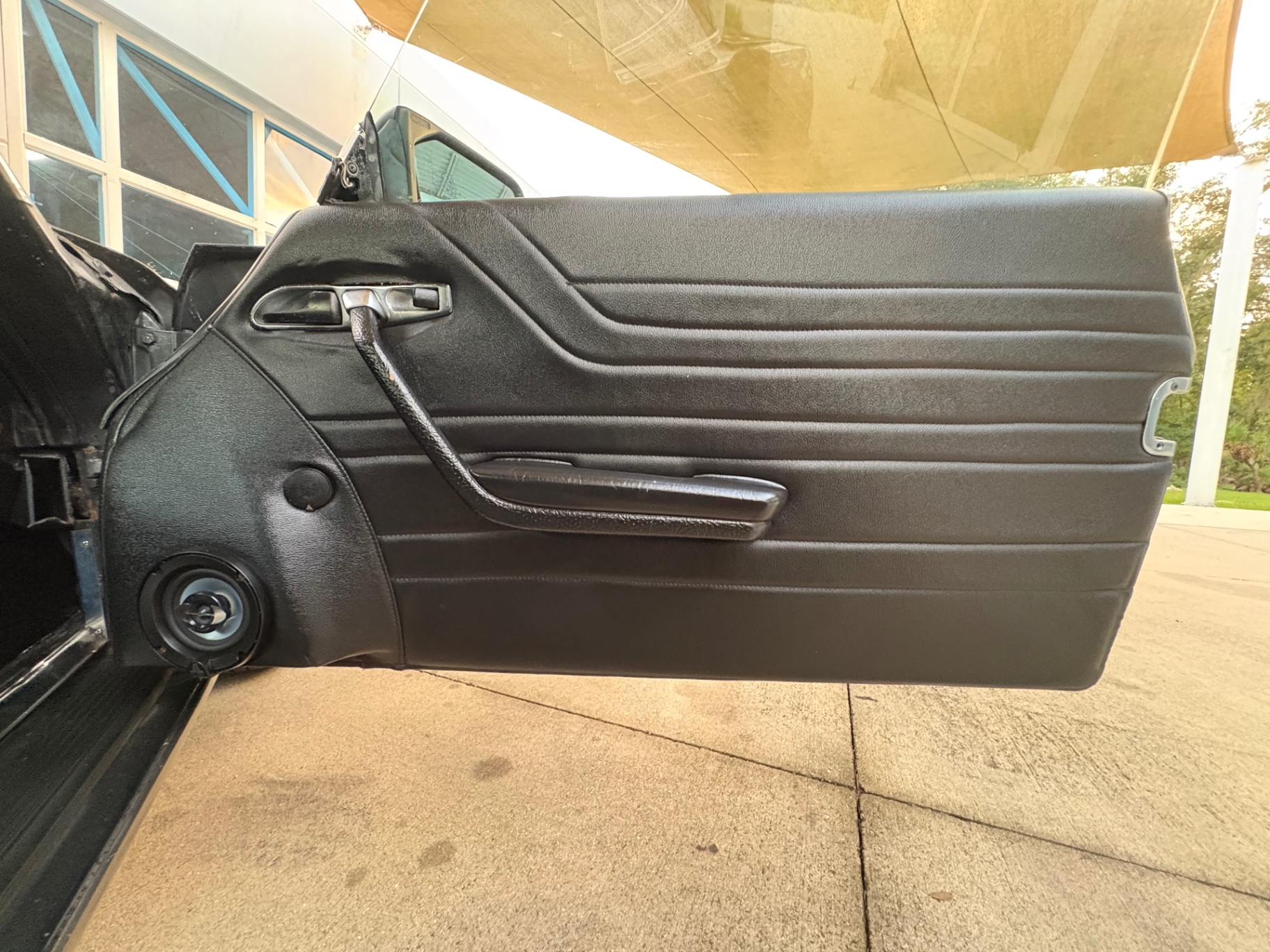 Vehicle photo 36