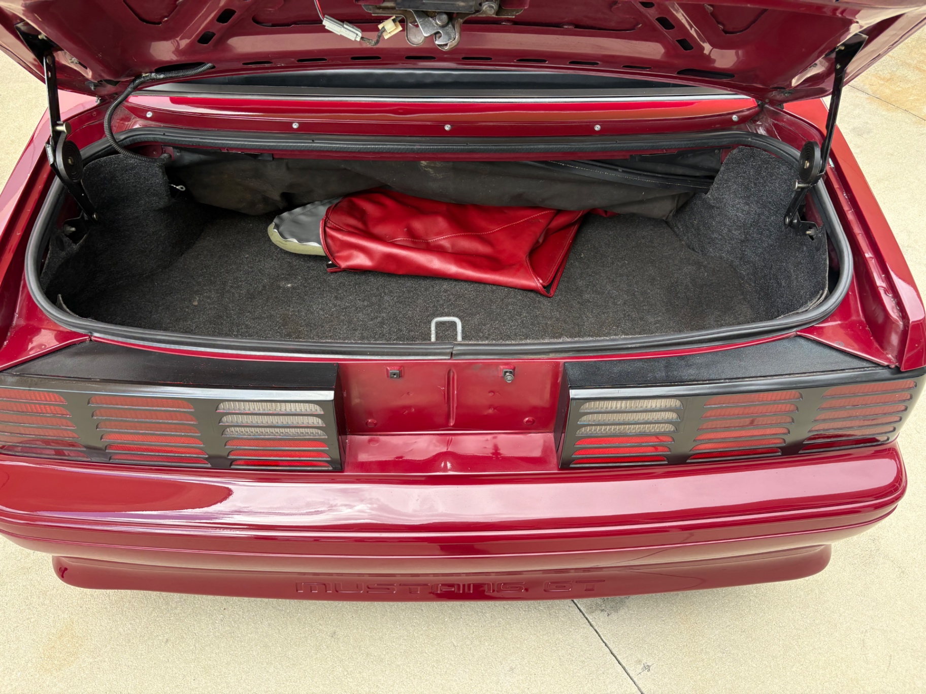 Vehicle photo 7