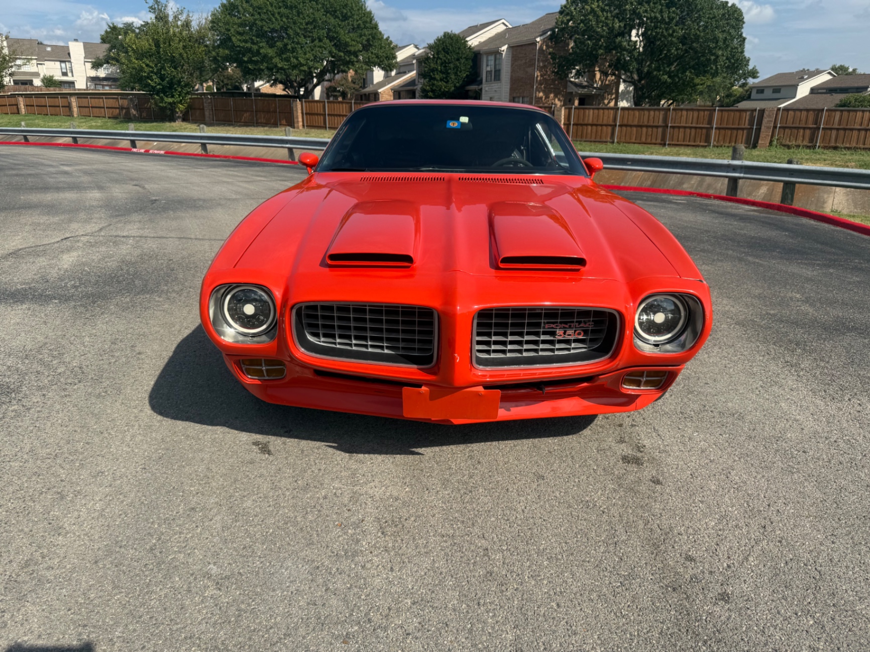 Vehicle photo 2