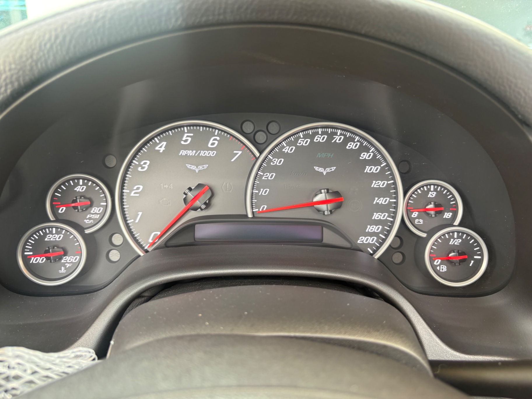 Vehicle photo 43