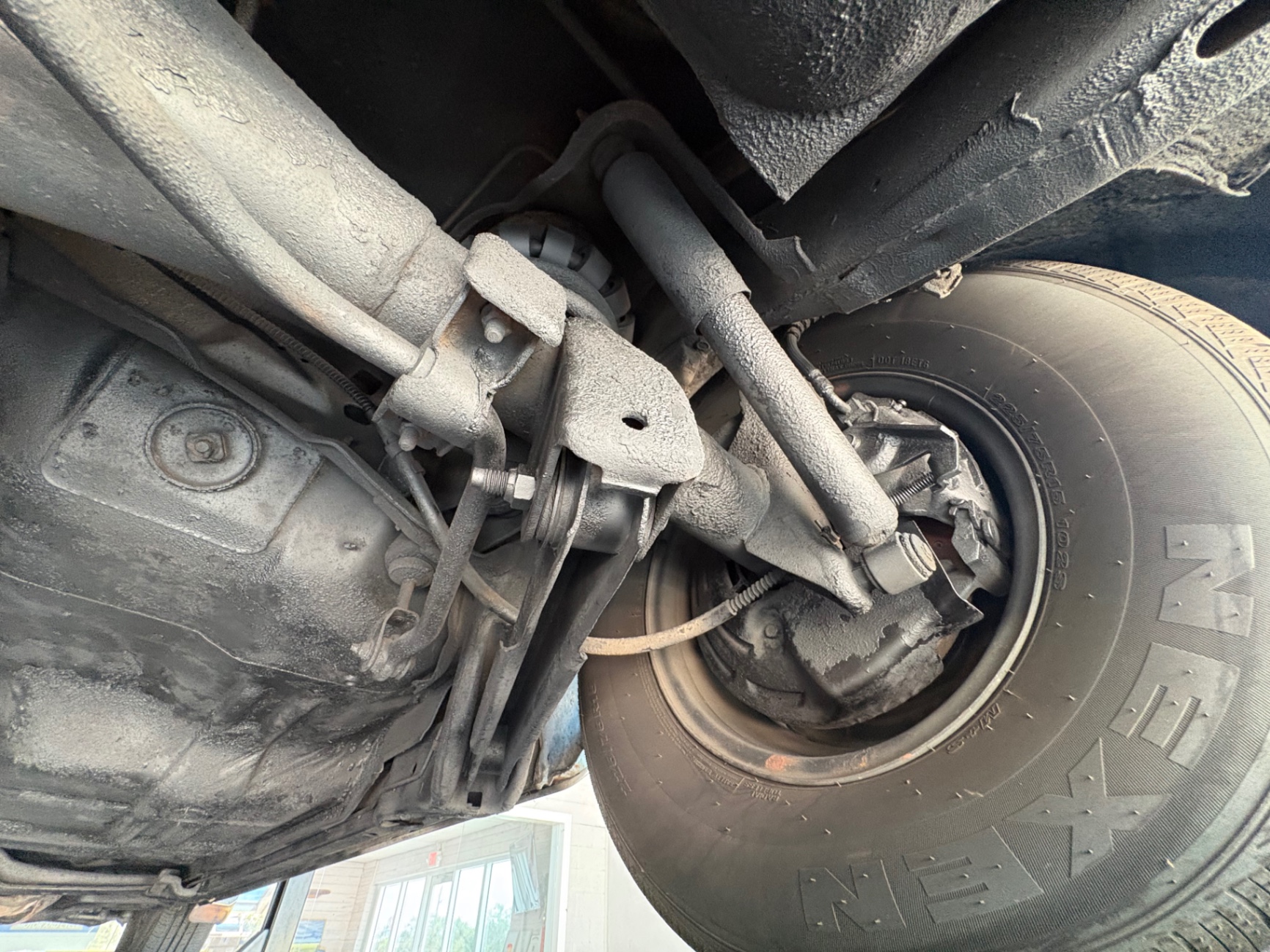 Vehicle photo 47