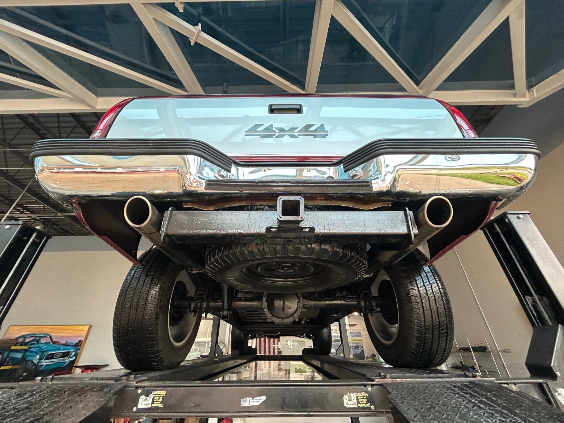 Vehicle photo 41