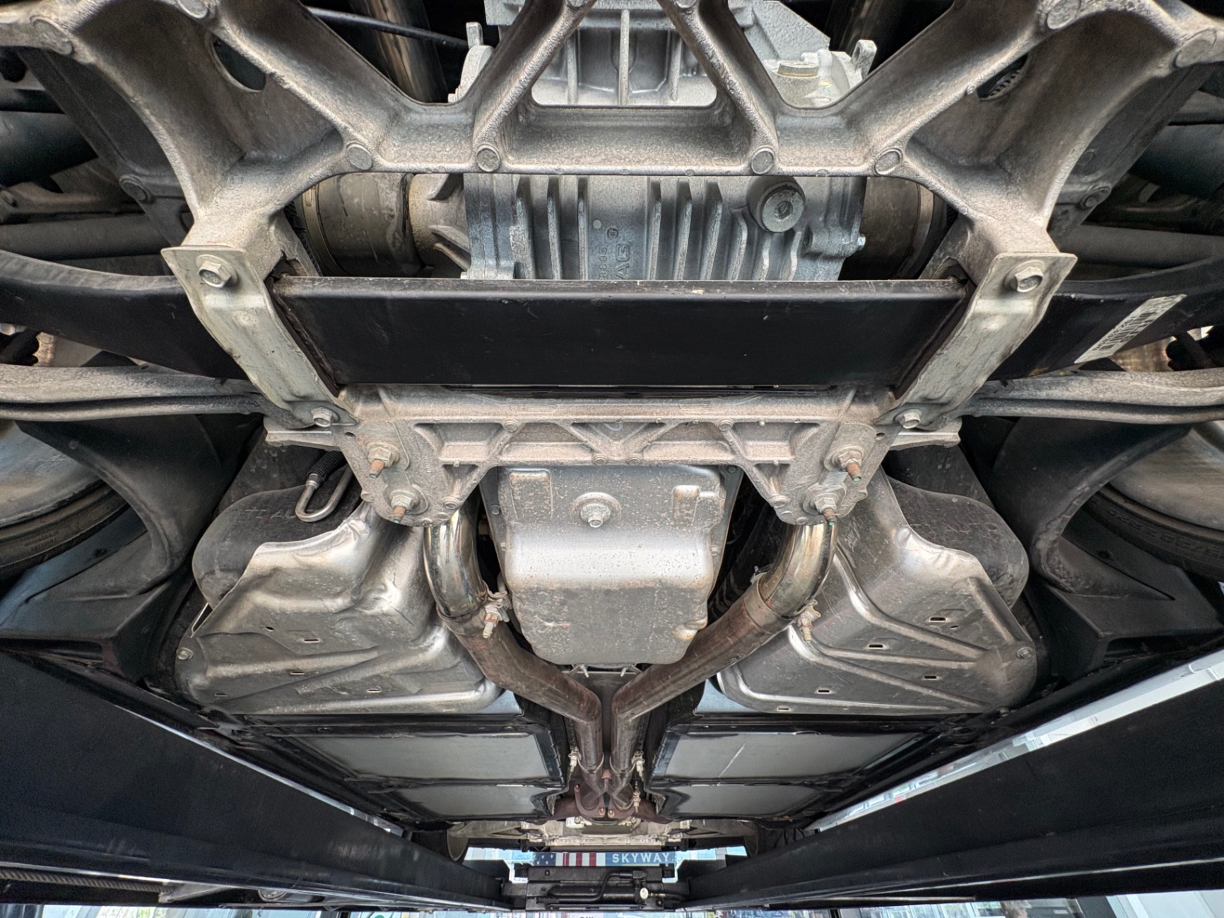 Vehicle photo 44