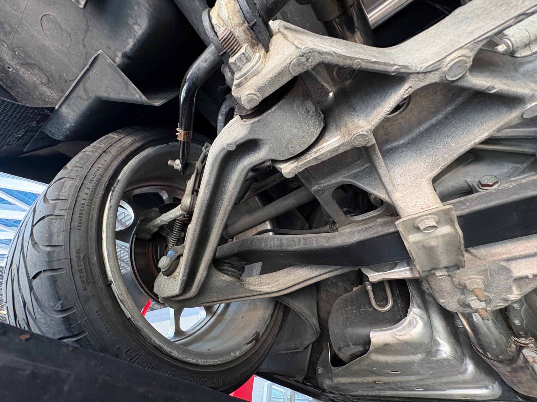 Vehicle photo 45