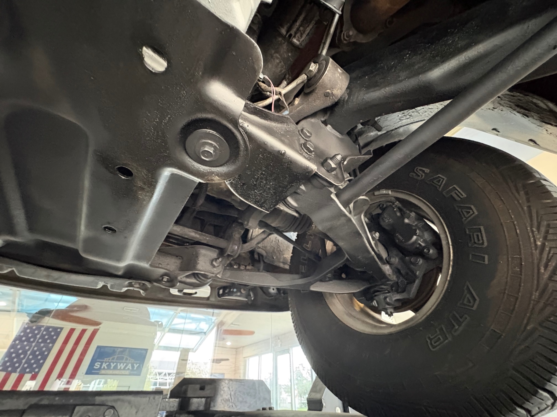 Vehicle photo 49