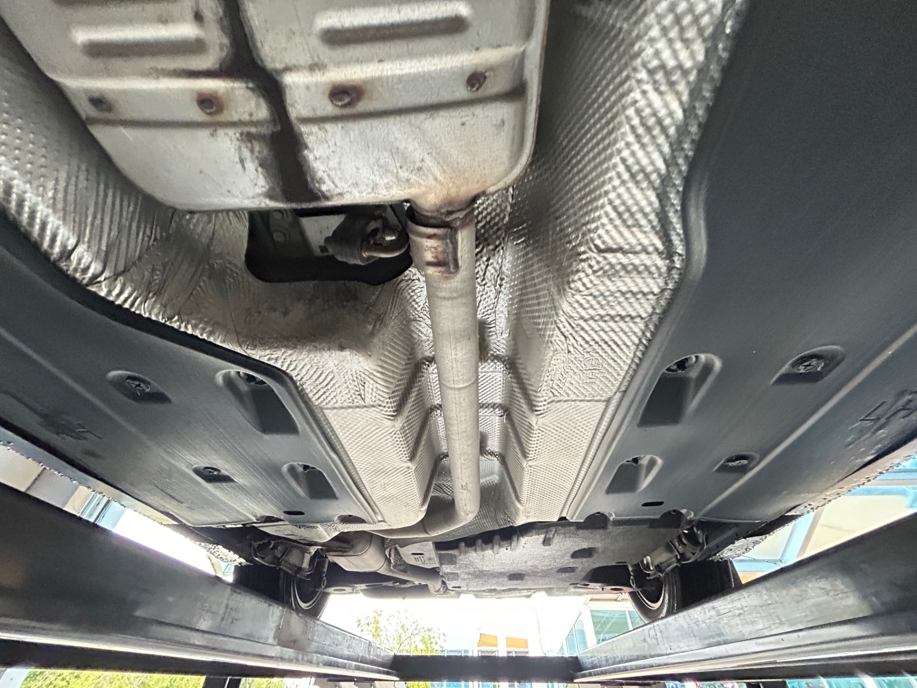 Vehicle photo 53