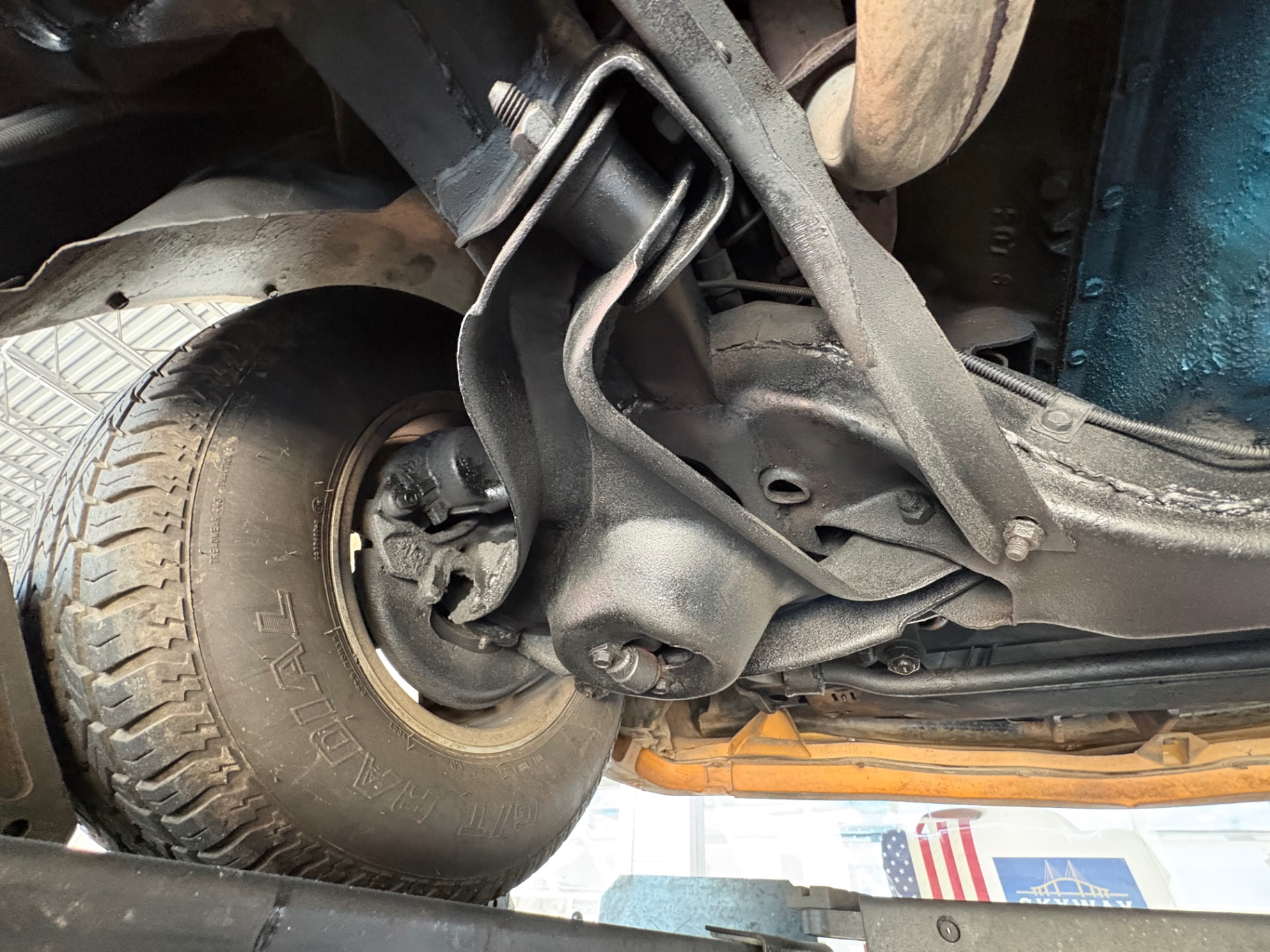 Vehicle photo 36
