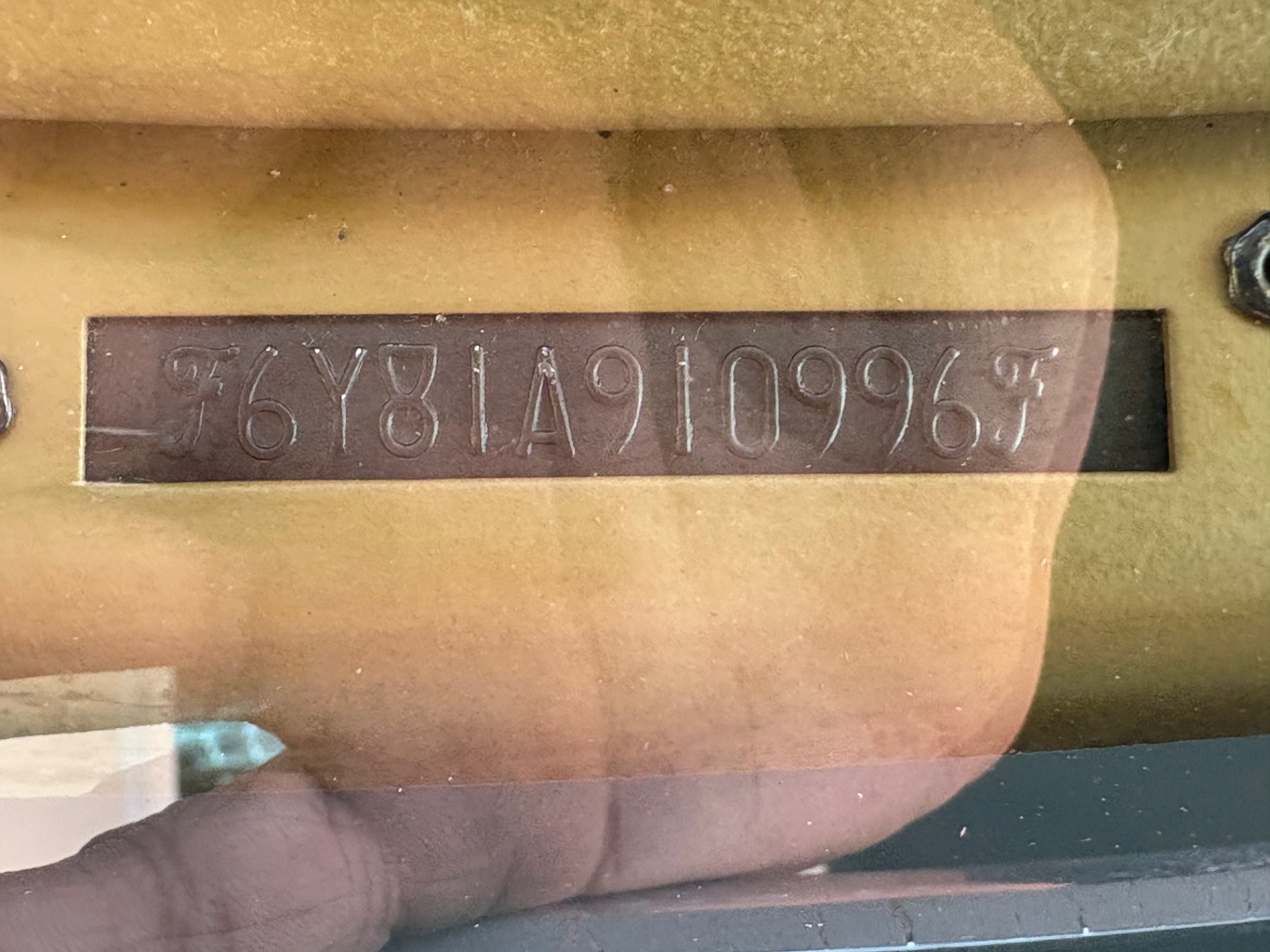 Vehicle photo 23