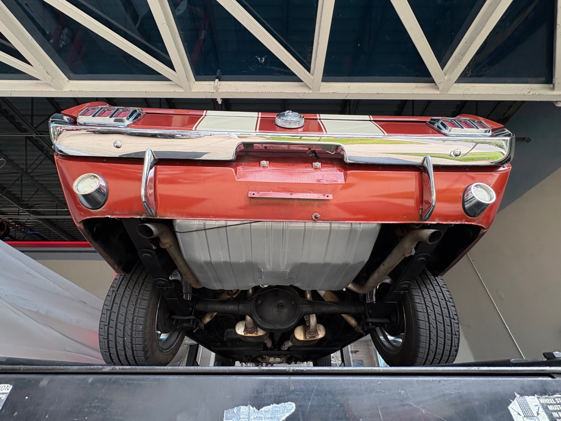 Vehicle photo 50