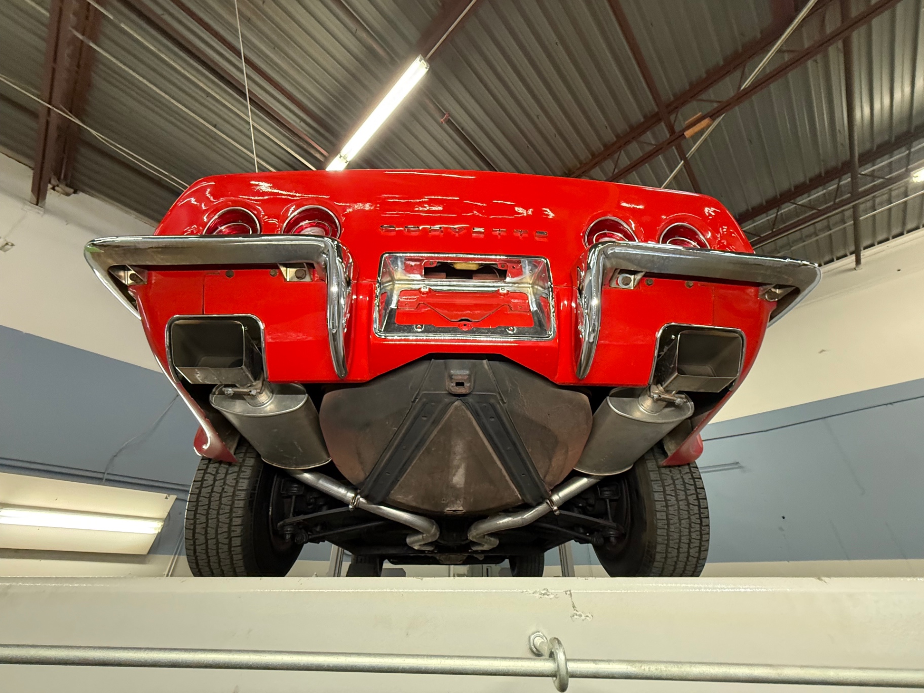 Vehicle photo 56