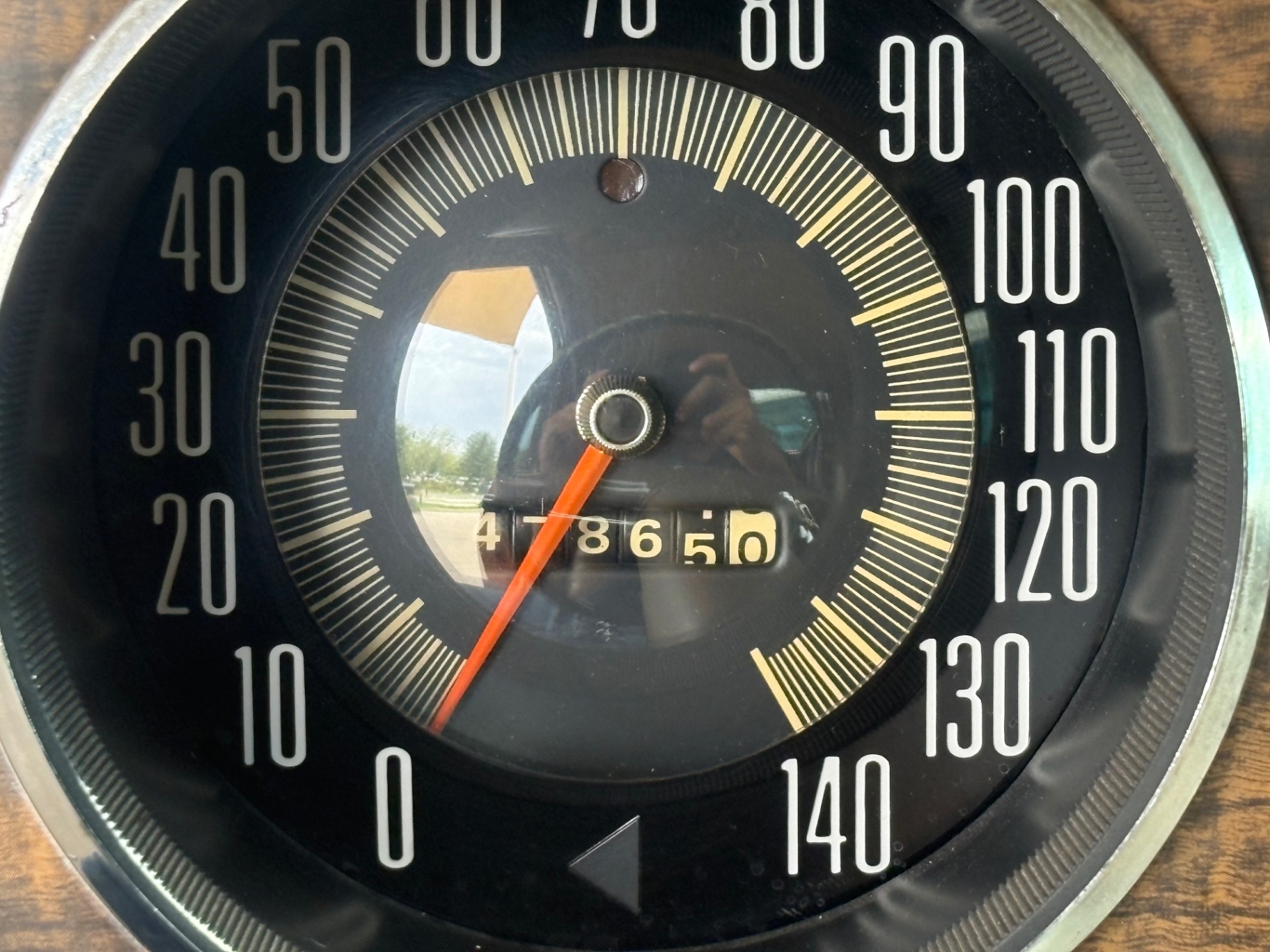 Vehicle photo 25