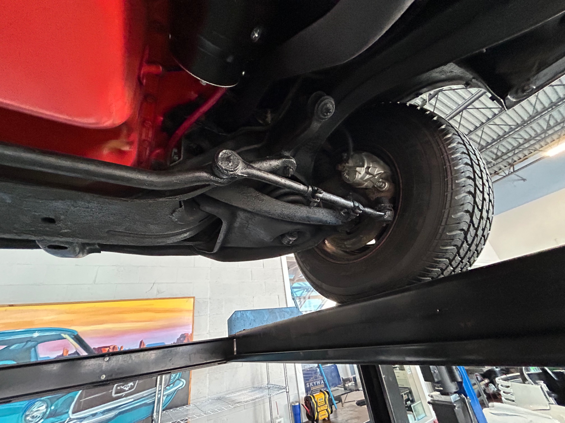 Vehicle photo 37