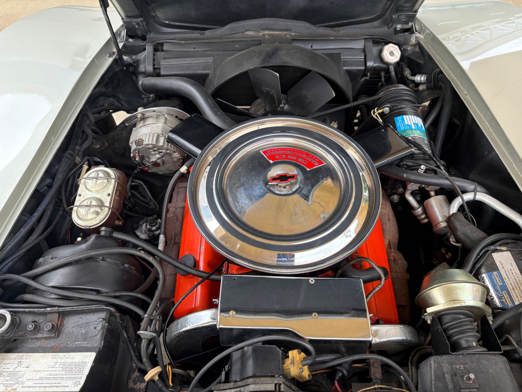 Vehicle photo 34