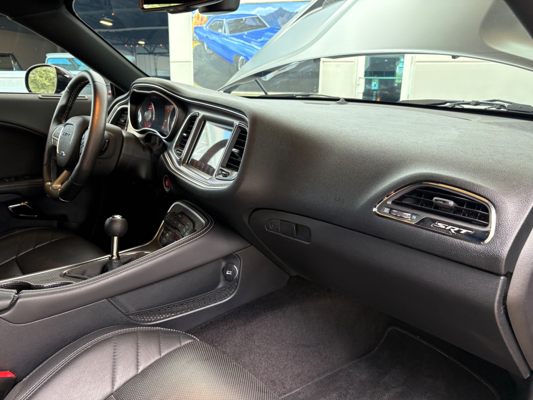 Vehicle photo 38
