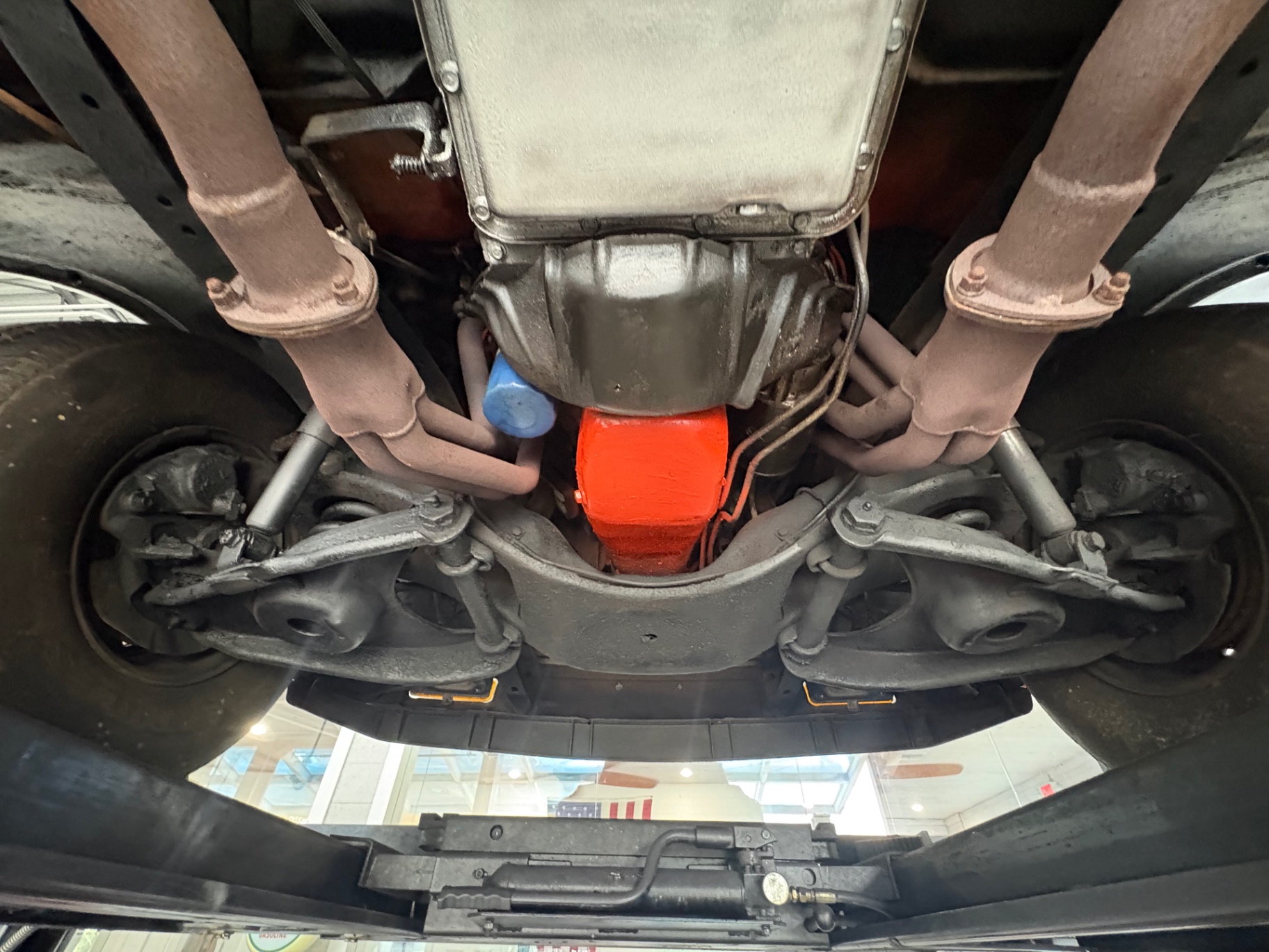 Vehicle photo 50