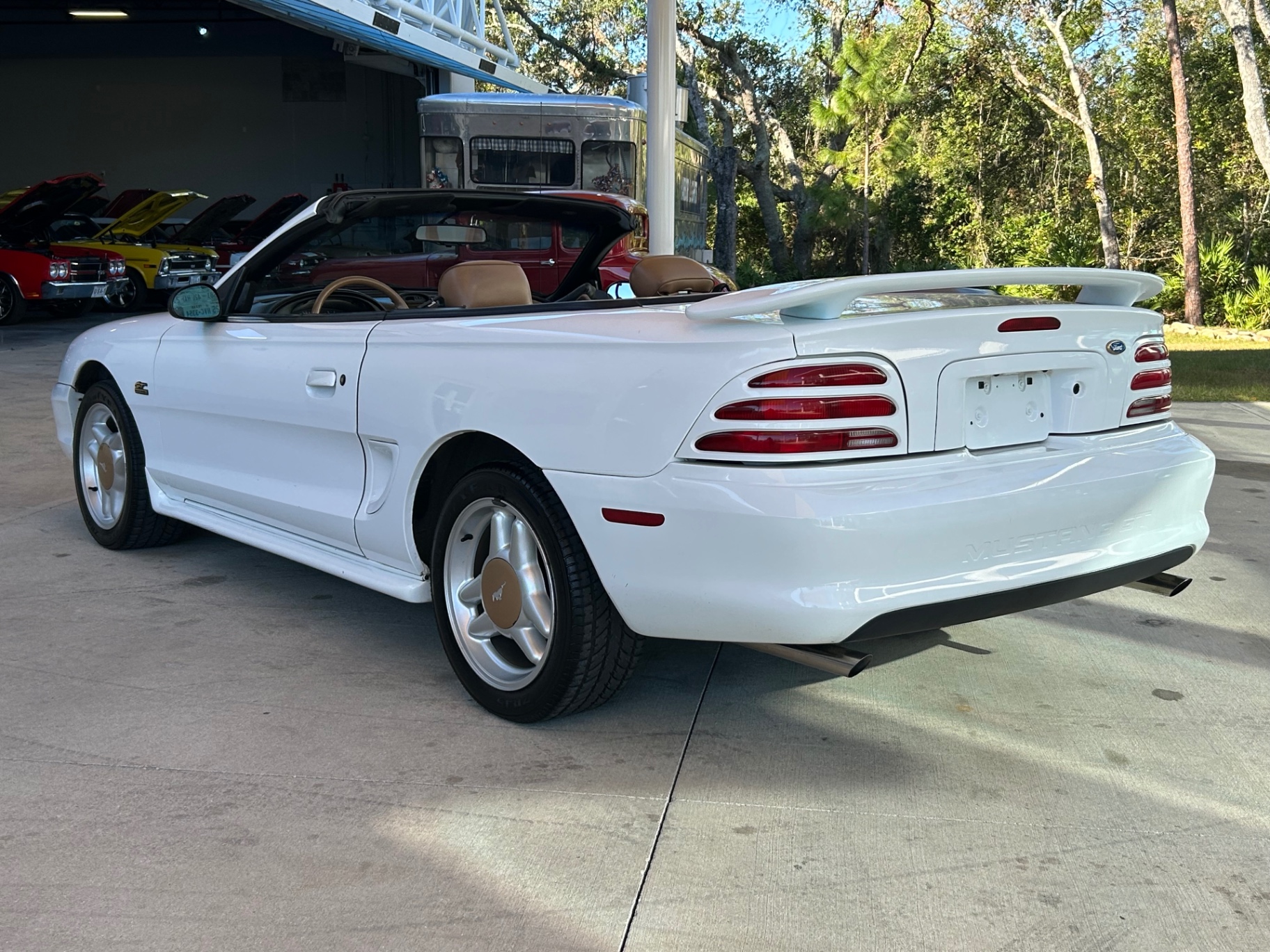 1995 Ford Mustang null photo 10