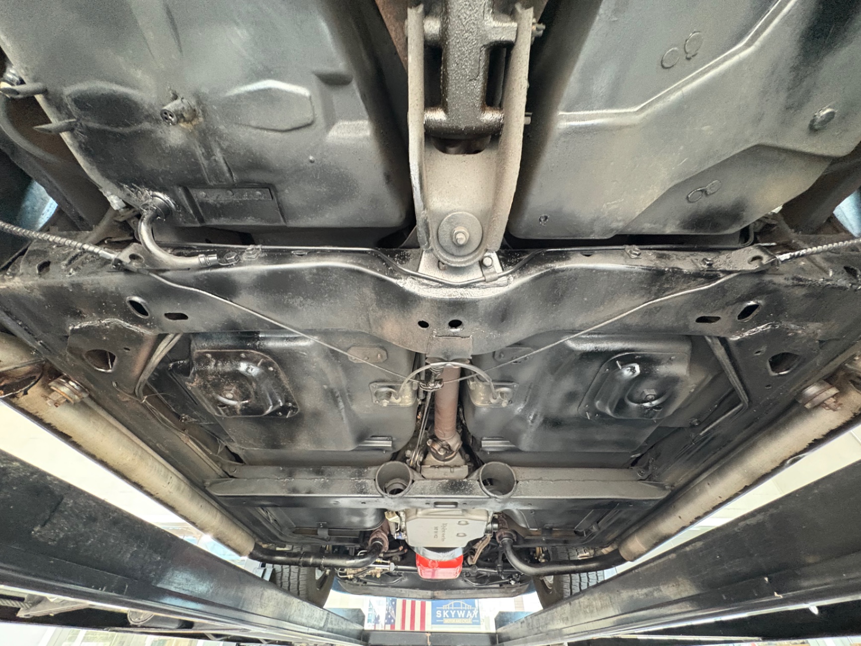 Vehicle photo 46