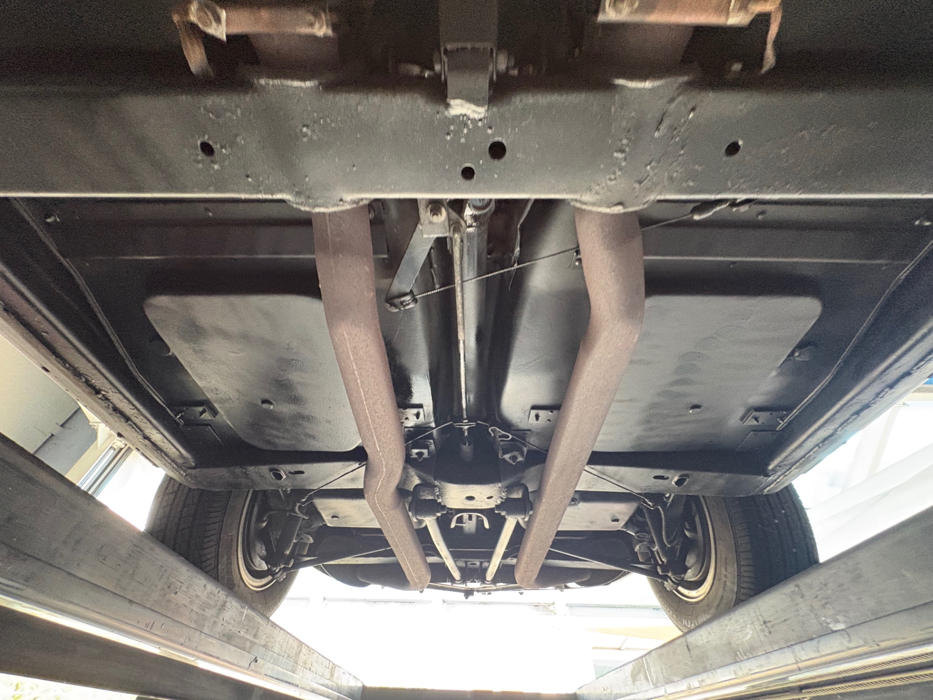 Vehicle photo 68