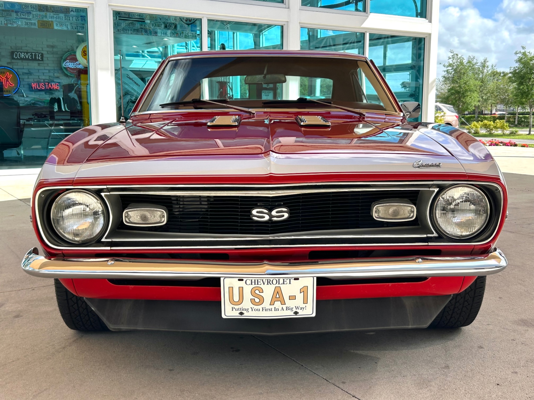Vehicle photo 2
