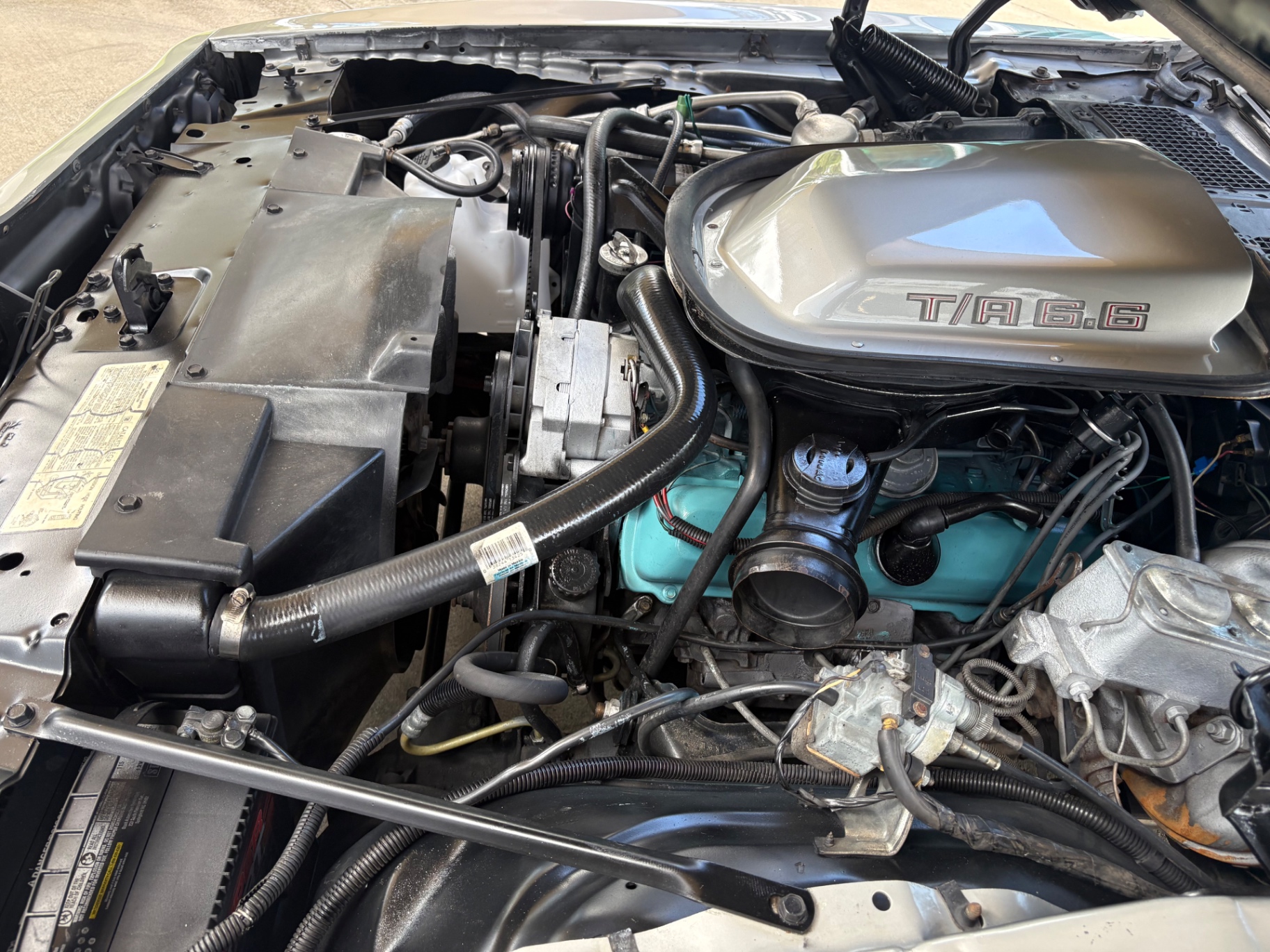 Vehicle photo 32