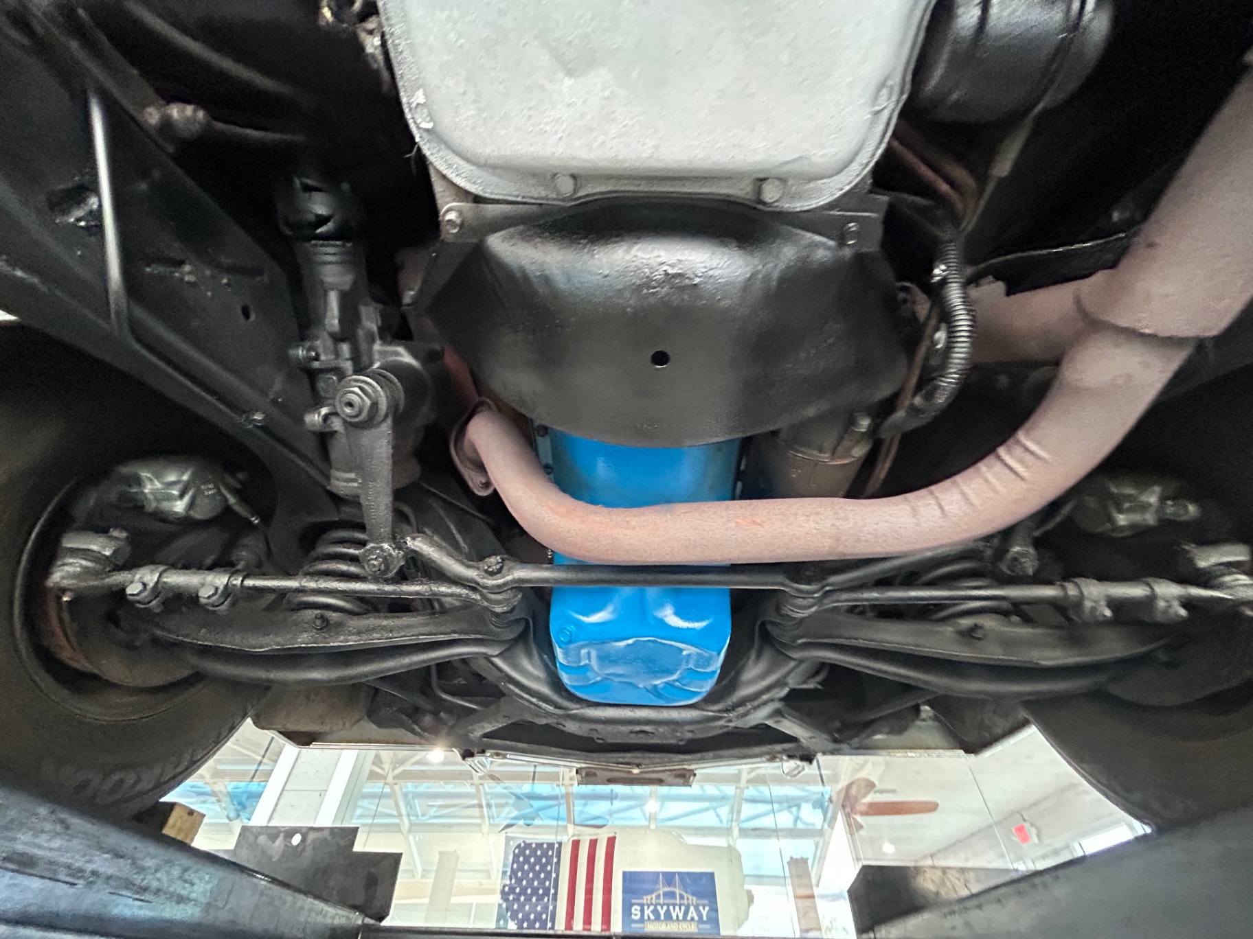 Vehicle photo 48