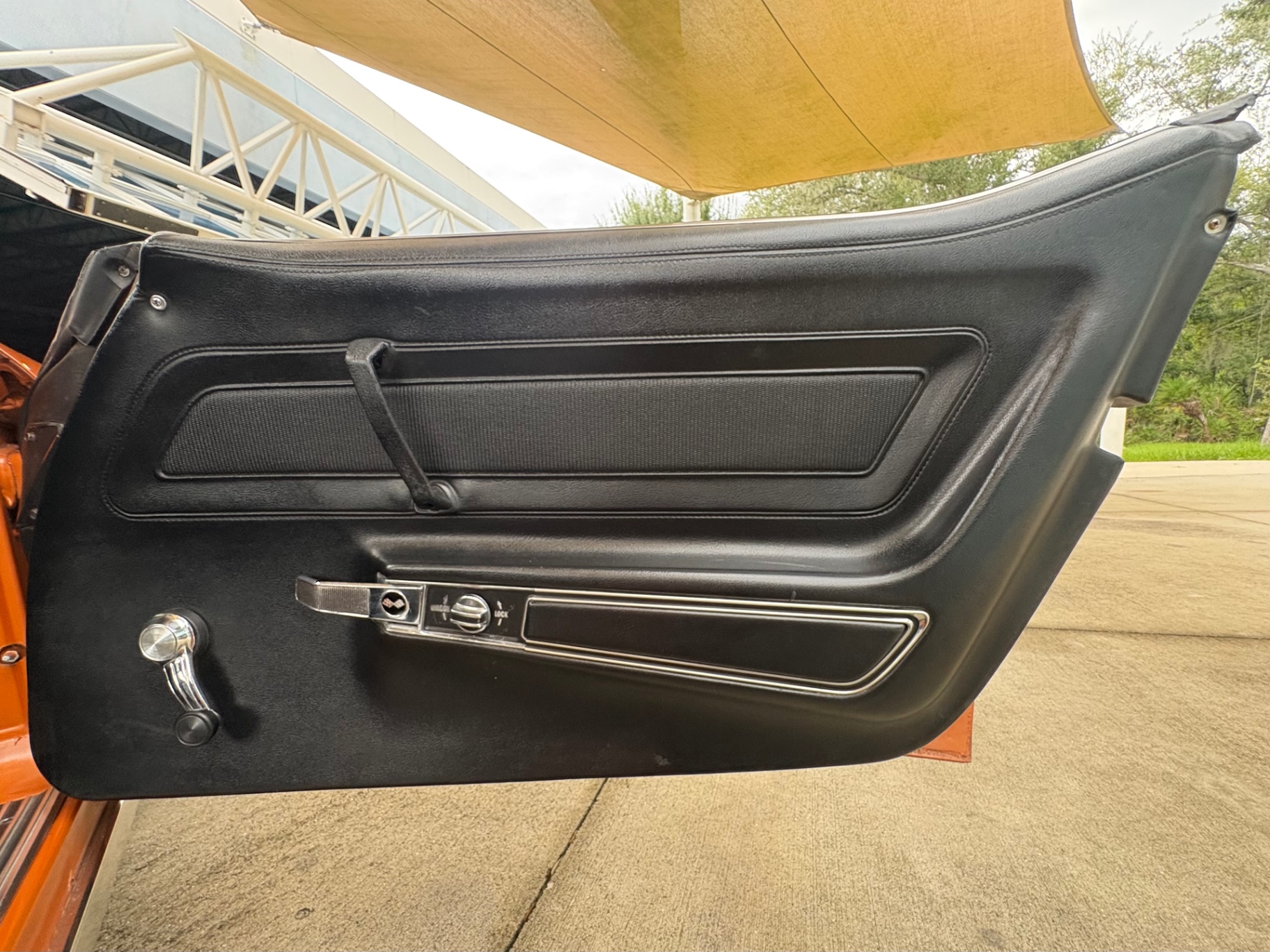 Vehicle photo 45