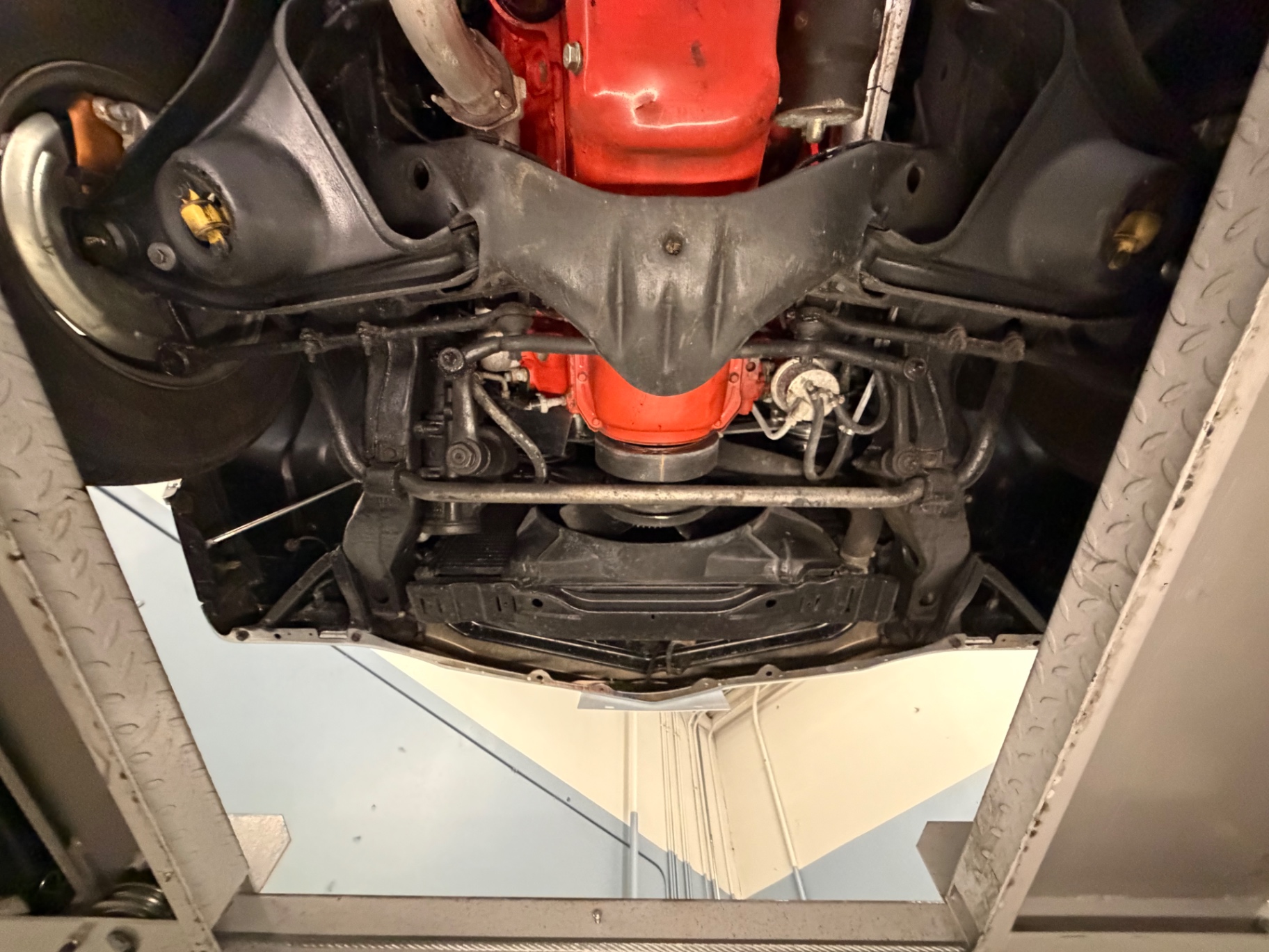 Vehicle photo 130