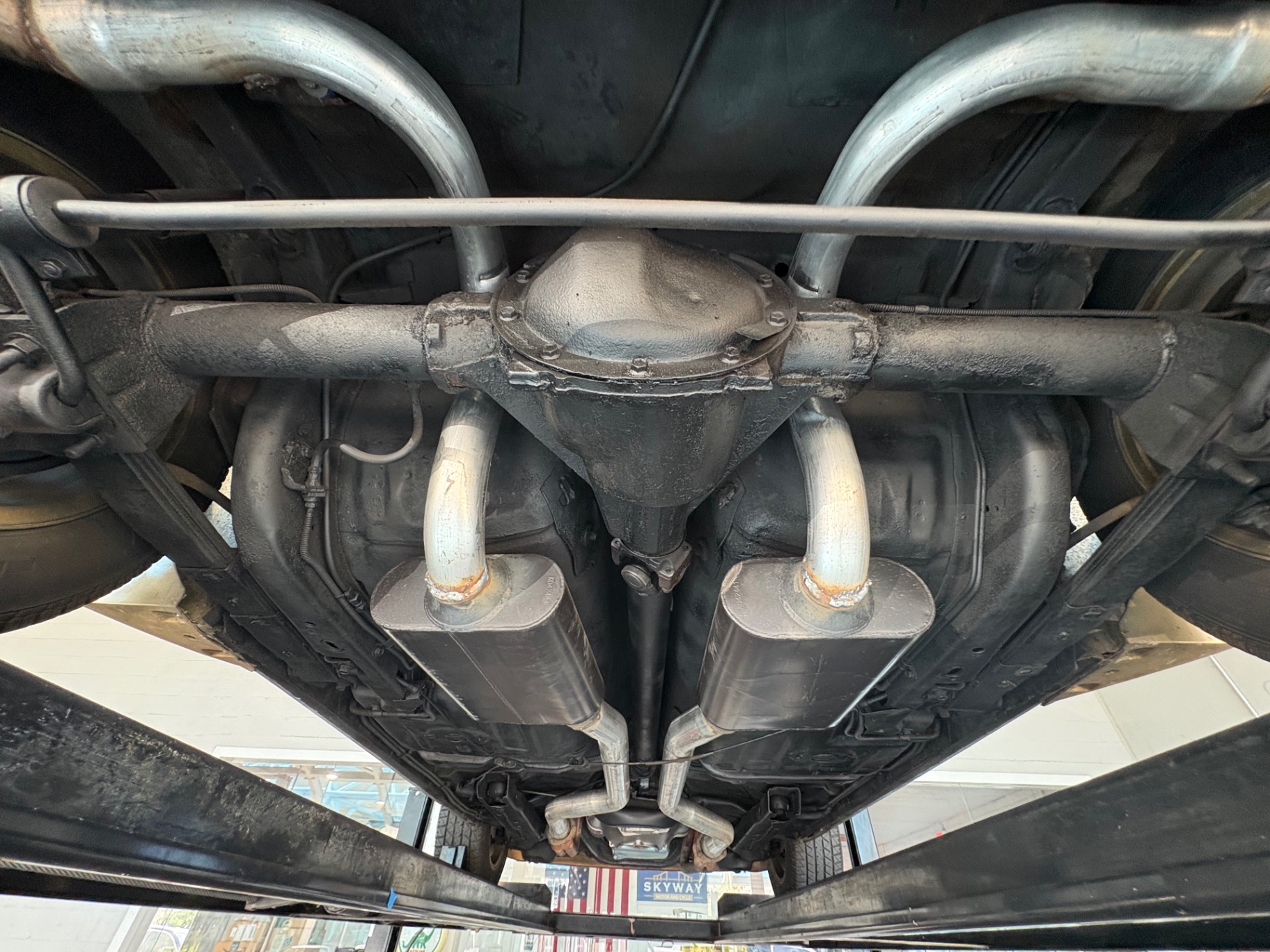 Vehicle photo 40