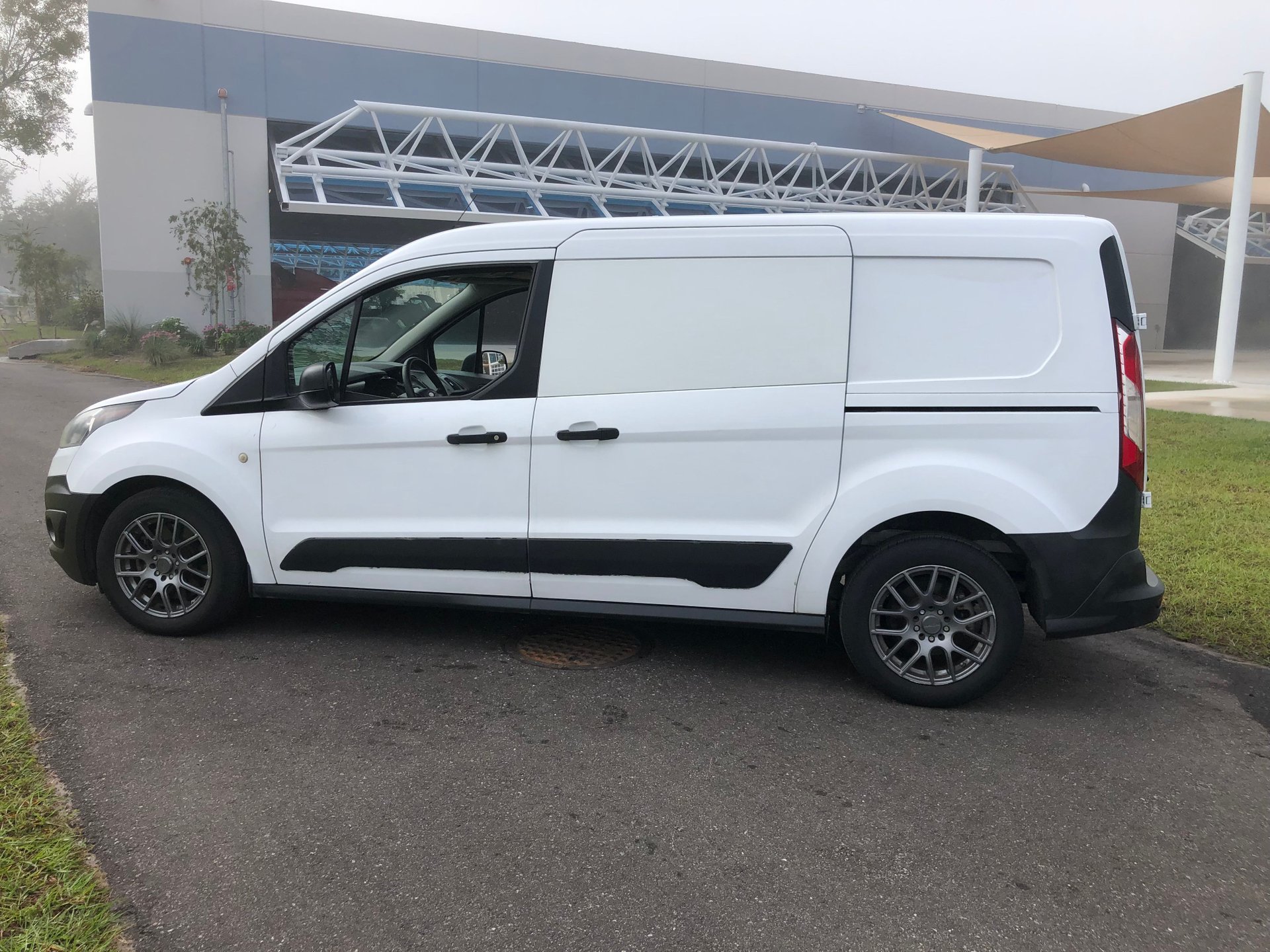 Vehicle photo 62