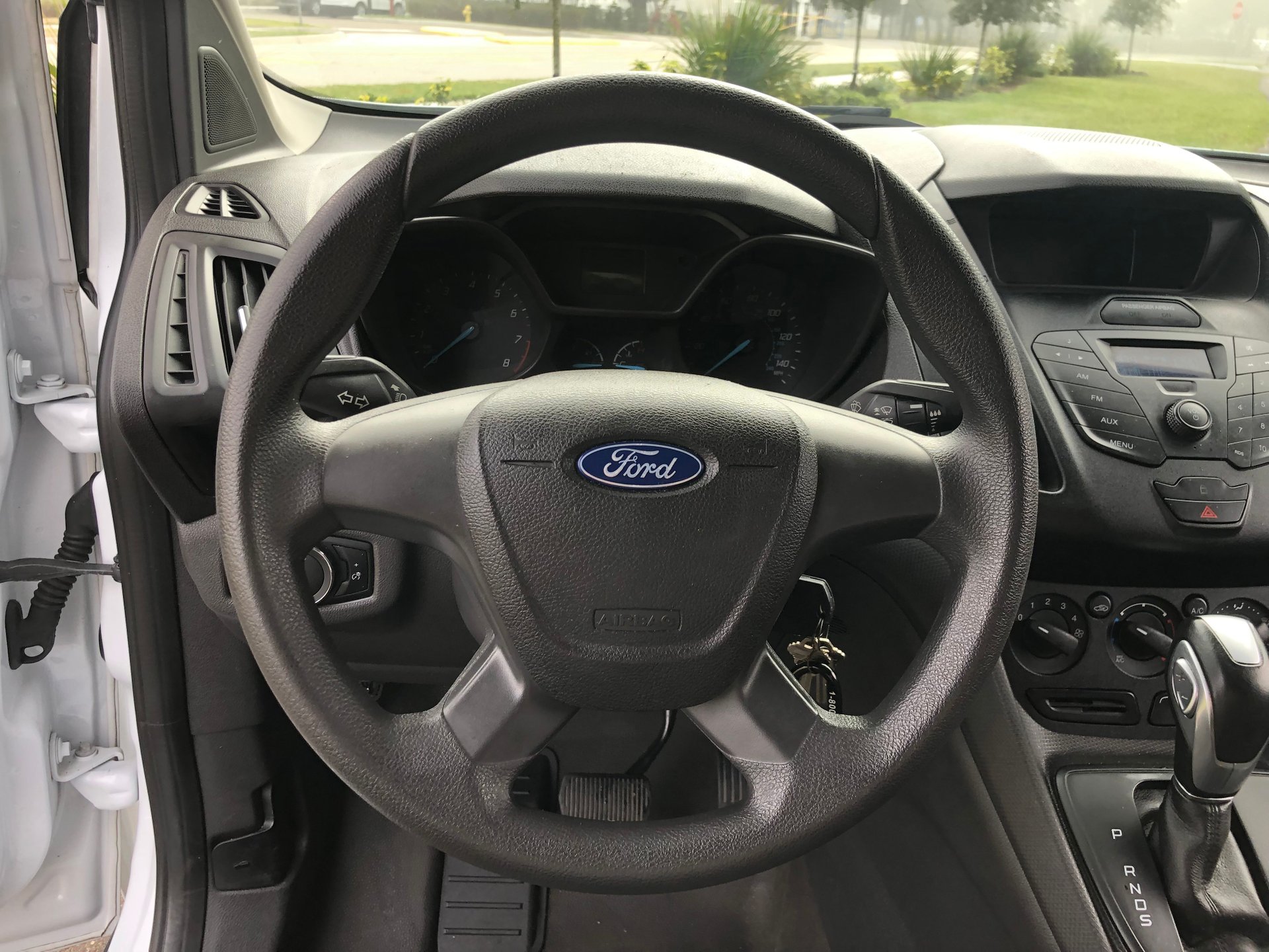 Vehicle photo 9