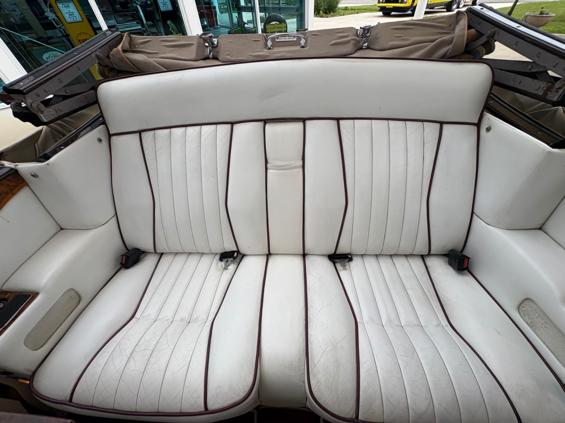 Vehicle photo 40